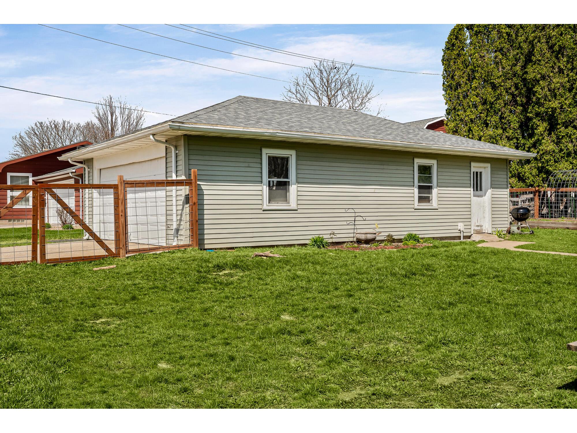114 Washington Westby WI 54667 1959353 image26
