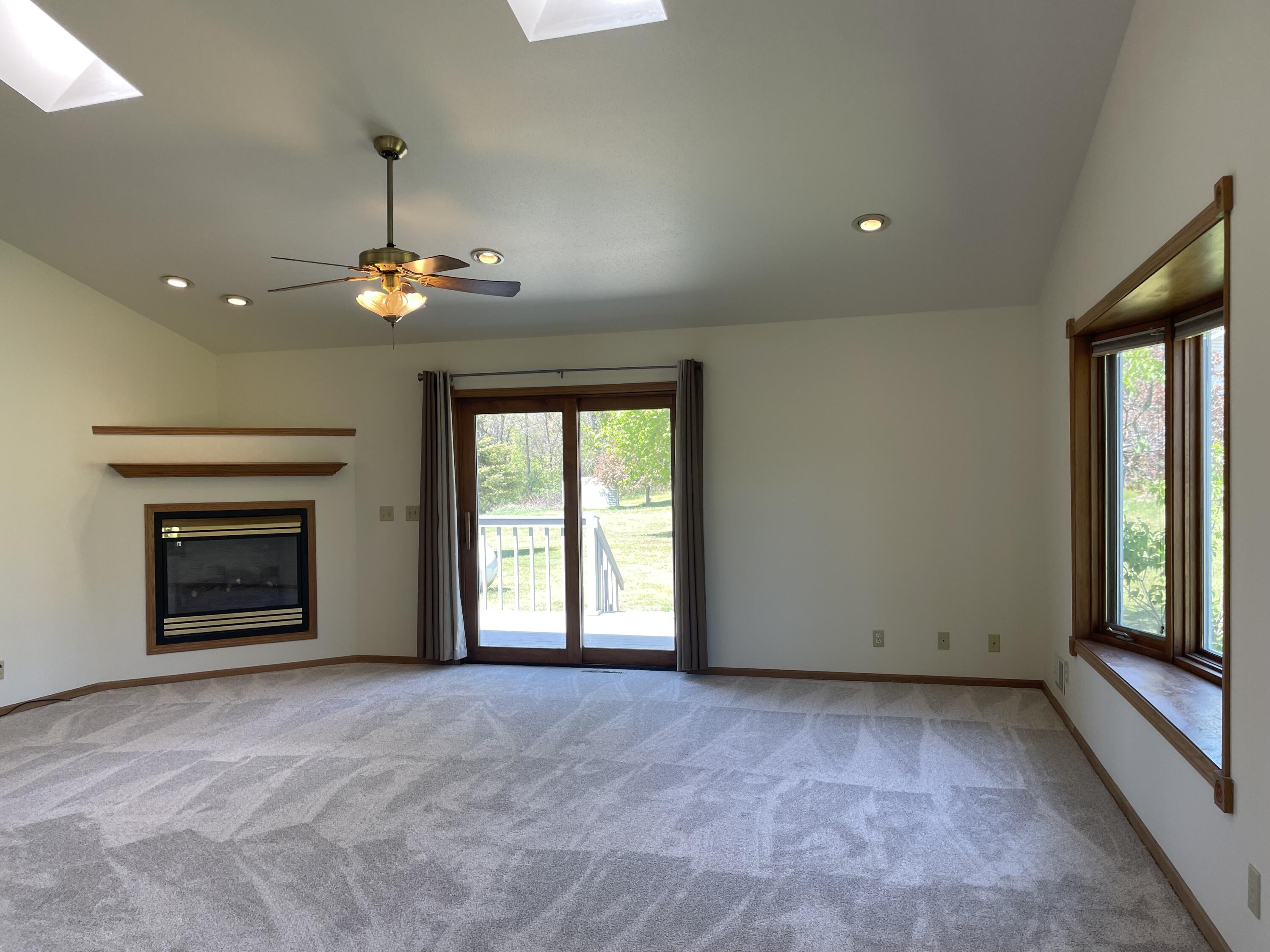 11411 FLAVIN Greenfield WI 54660 1962604 image4
