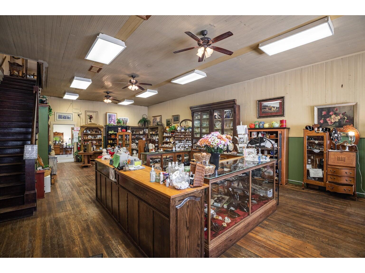 115 S Main #117 Westby WI 54667 1912363 image4