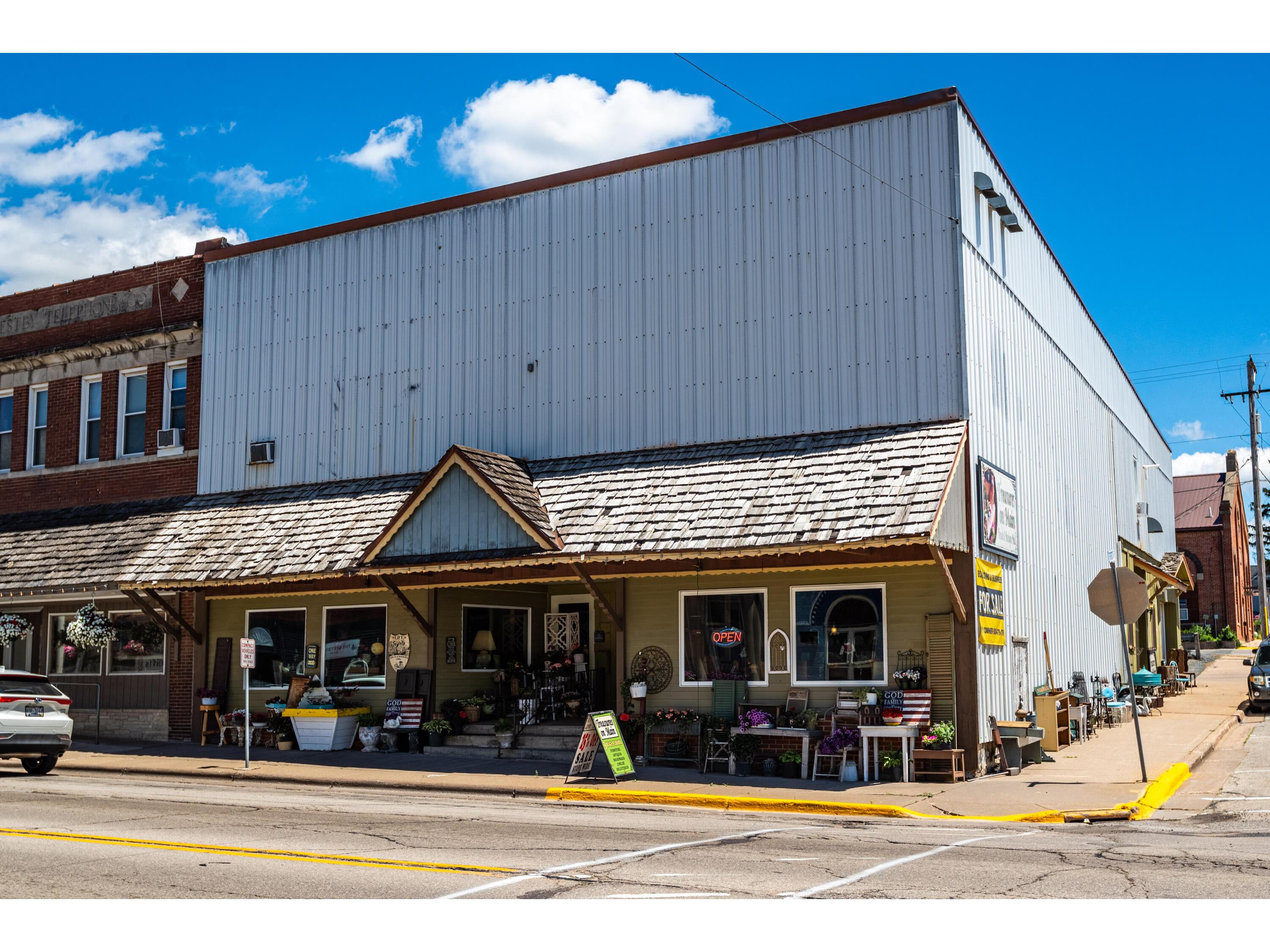 115 S Main 117, Westby, WI, 54667 MLS 1799342 Edina Realty