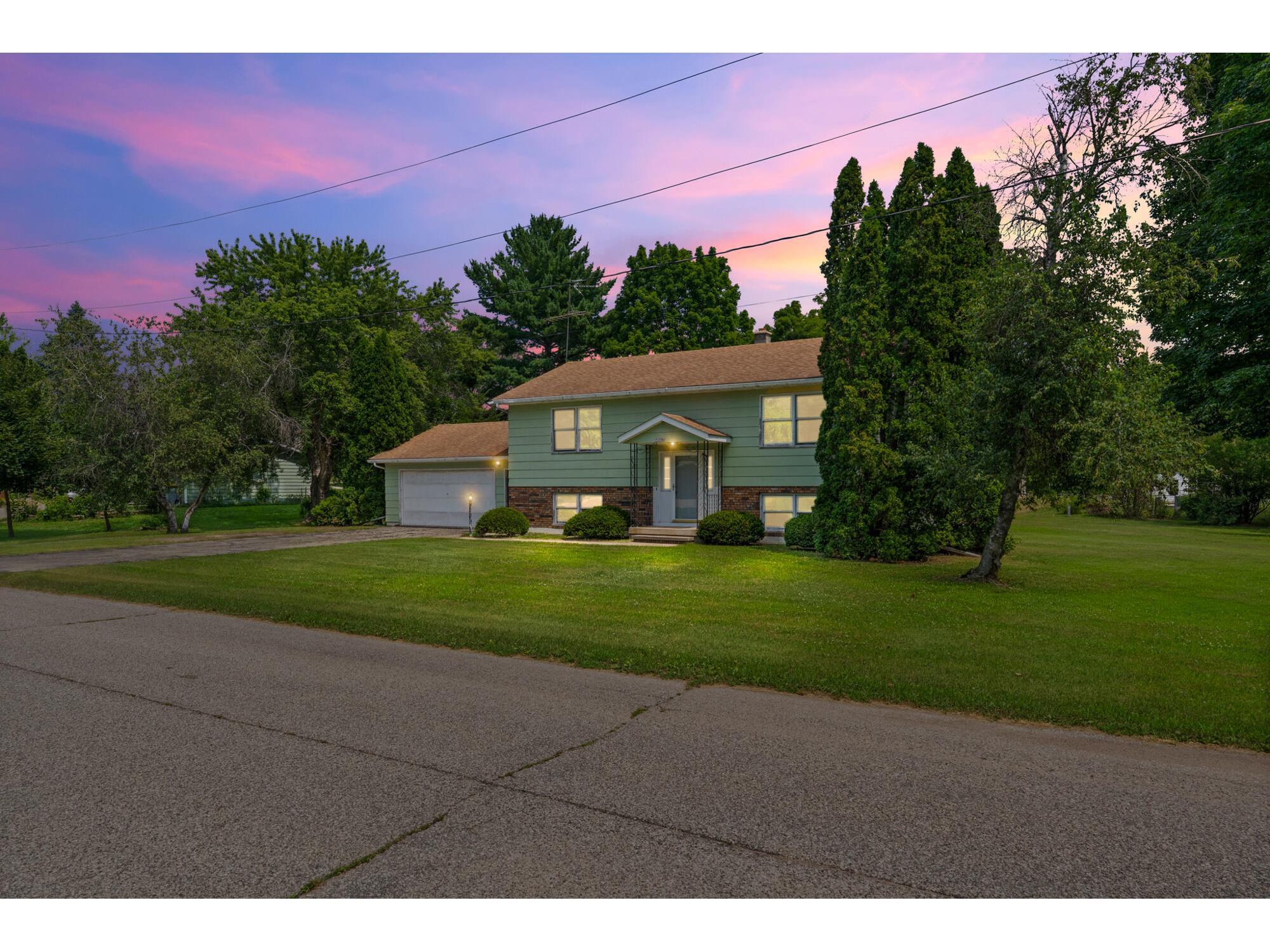 11780 Gray Trempealeau WI 54661 1972022 image3