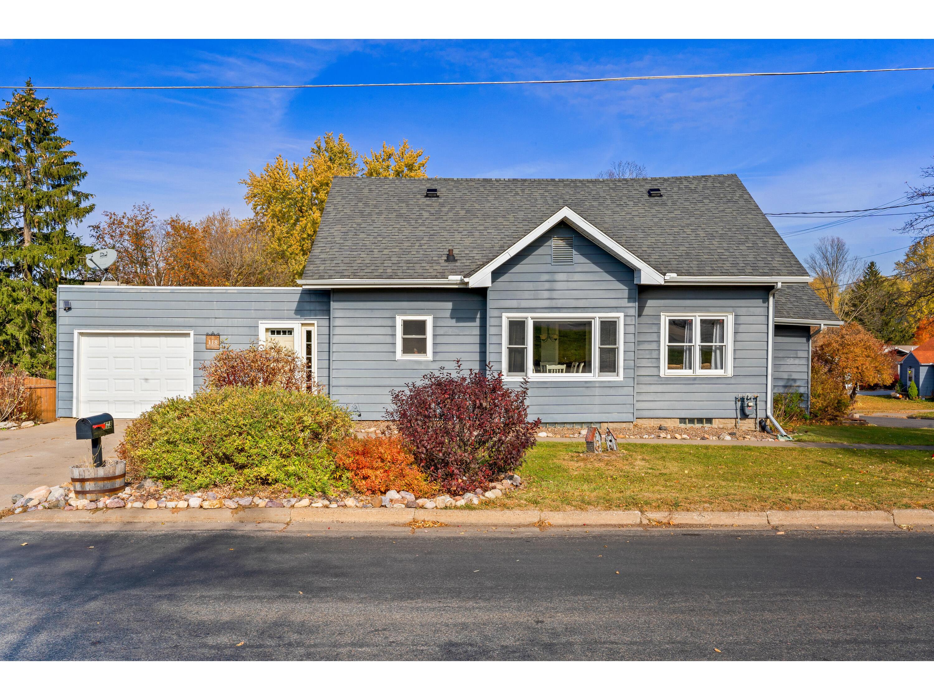 118 West Westby WI 54667 1897949 image1