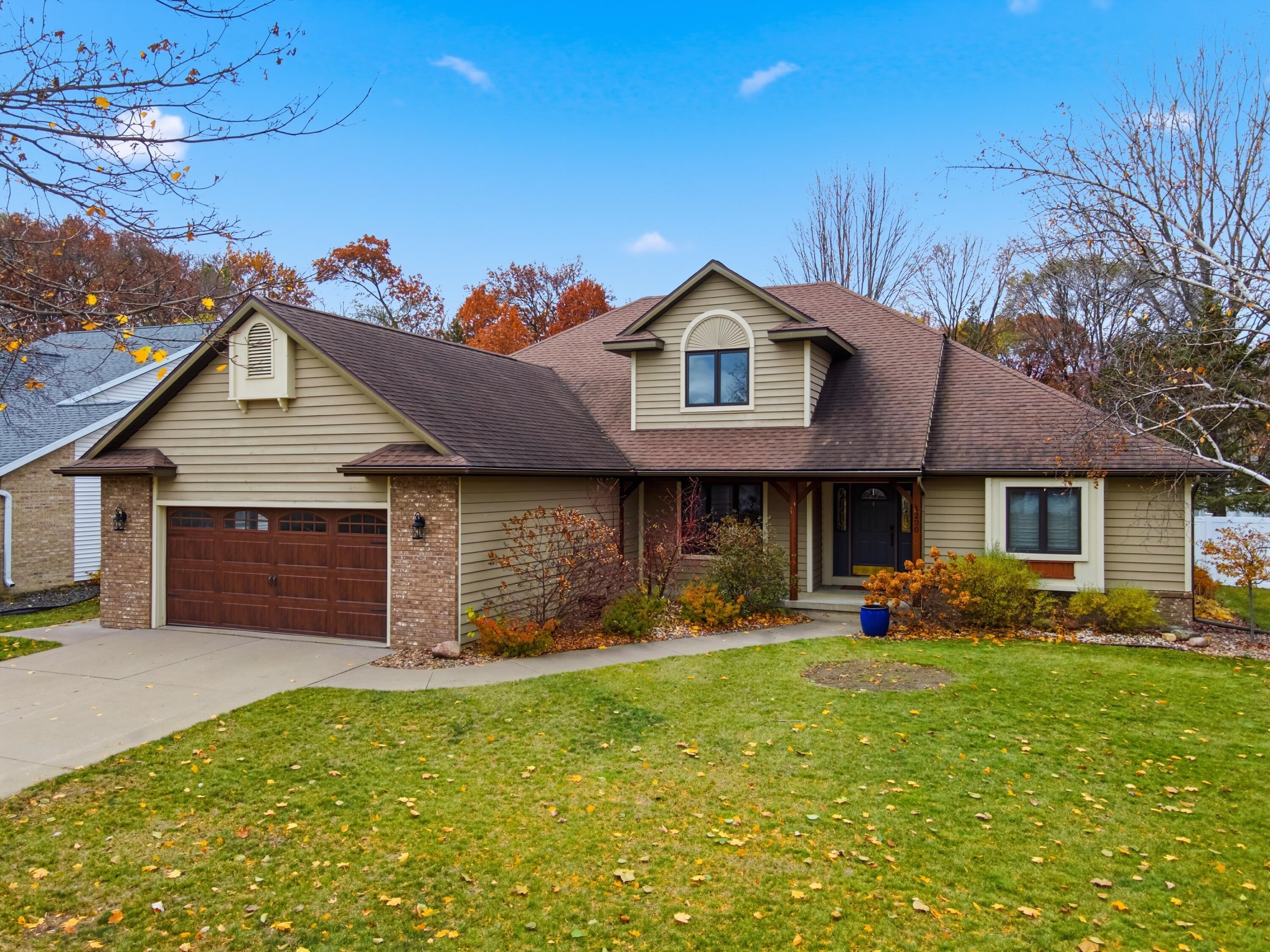 1200 Red Cedar Onalaska WI 54650 1942662 image1