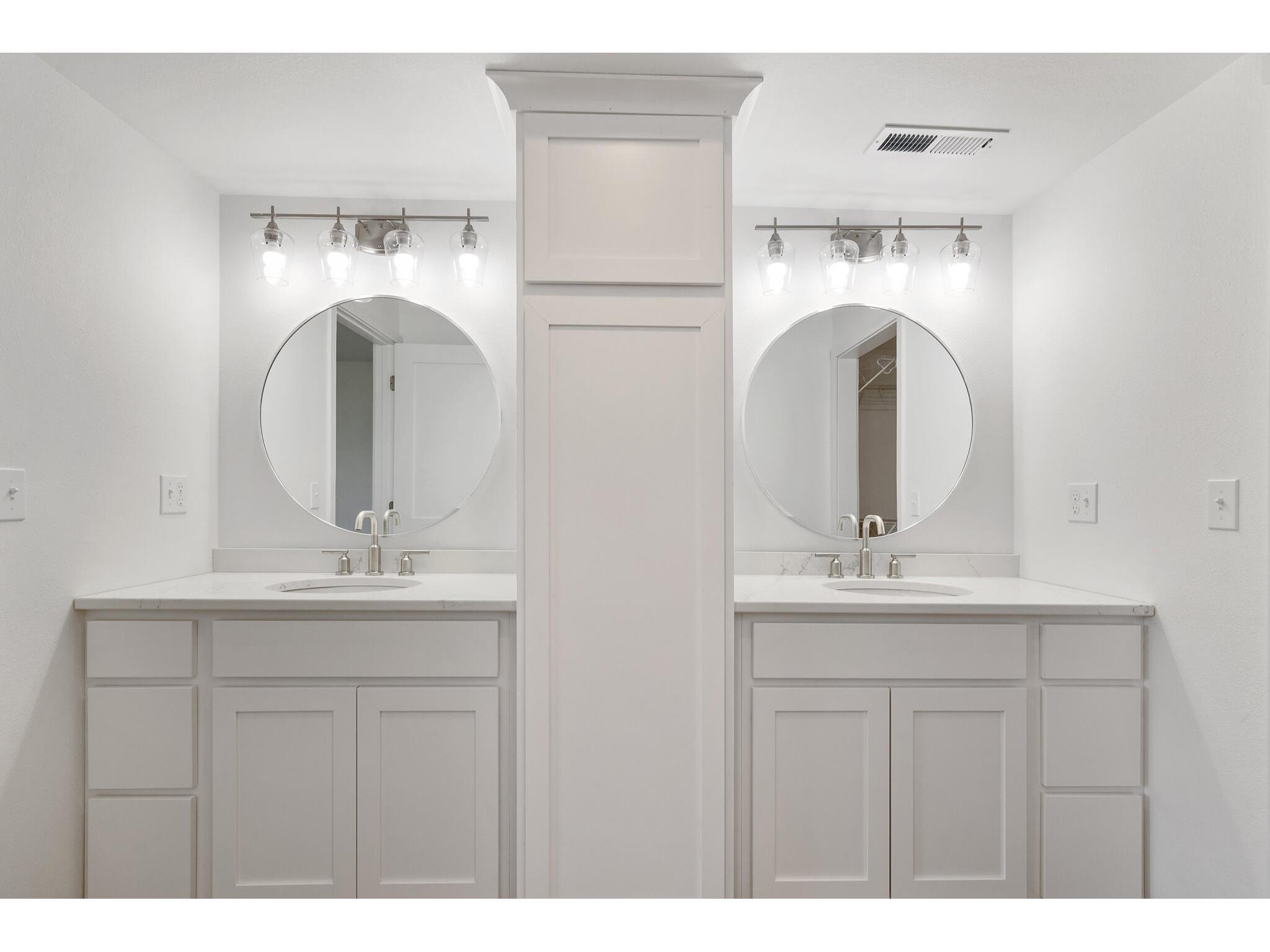 1200 Sween #10 Holmen WI 54636 1935417 image12