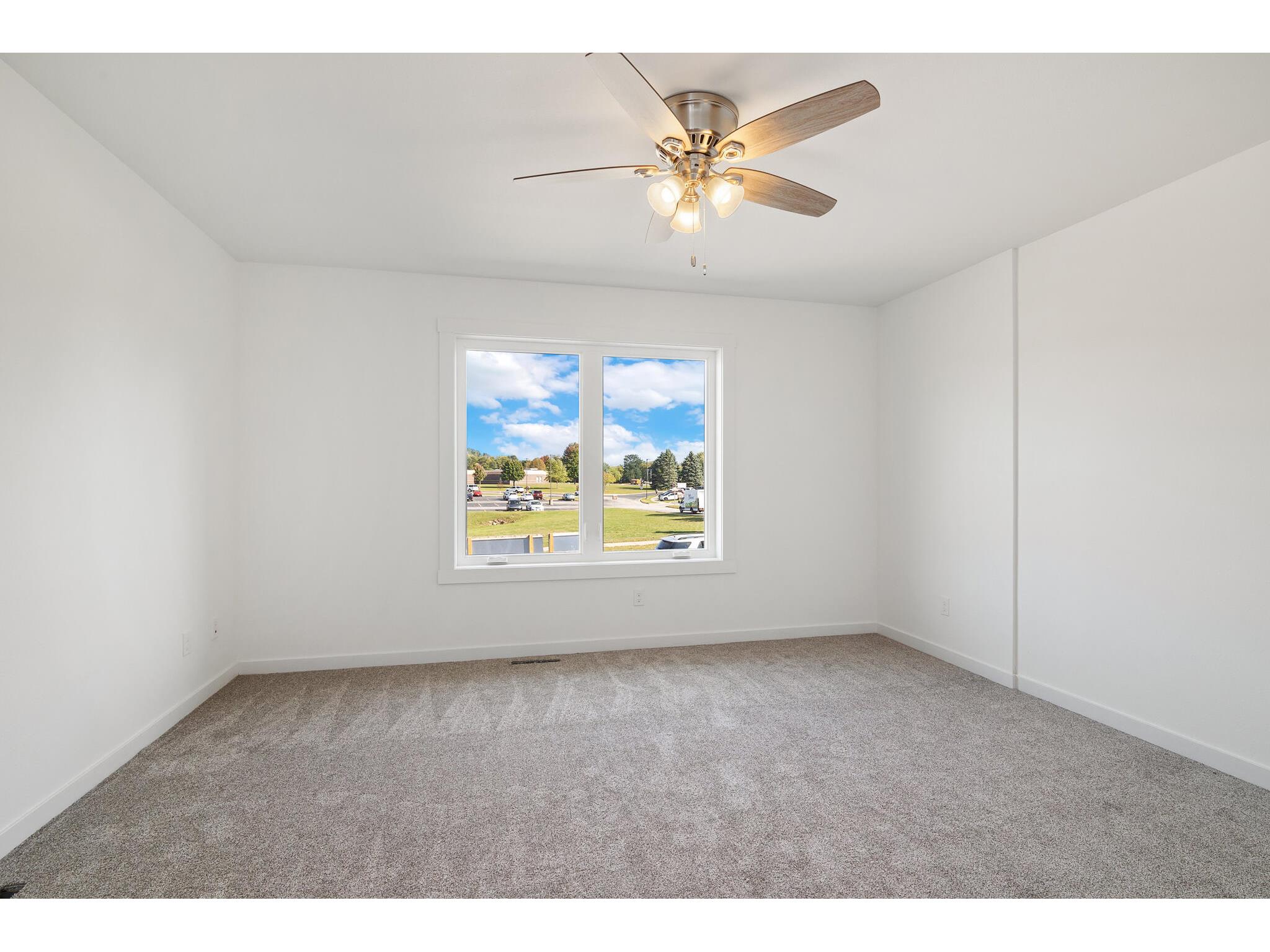 1200 Sween #10 Holmen WI 54636 1935417 image19