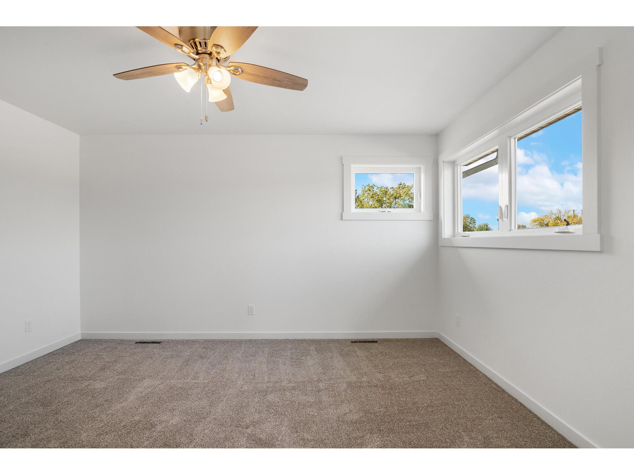 1200 Sween #10 Holmen WI 54636 1935417 image23