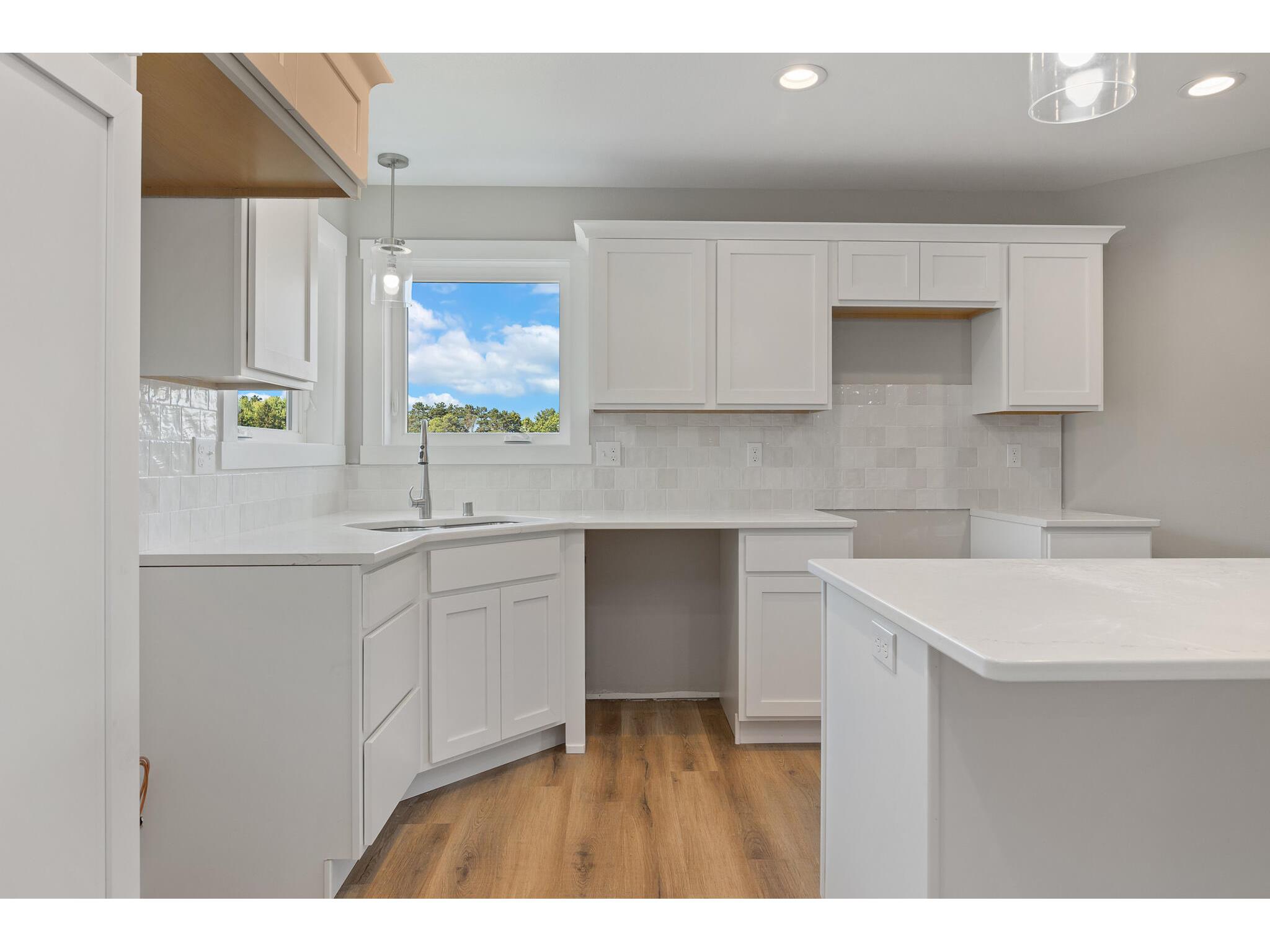 1200 Sween #10 Holmen WI 54636 1935417 image8