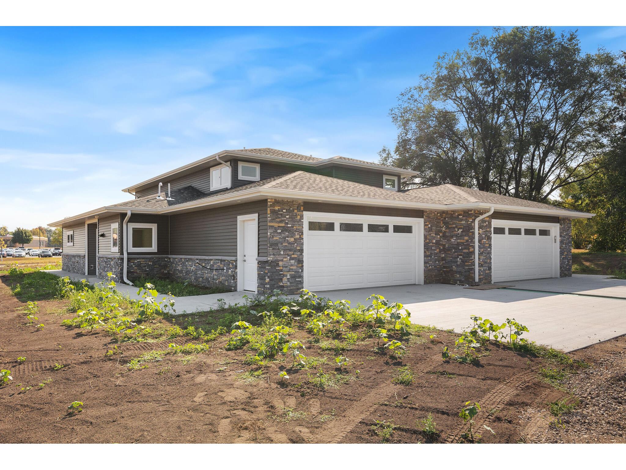 1200 Sween #7 Holmen WI 54636 1851443 image1