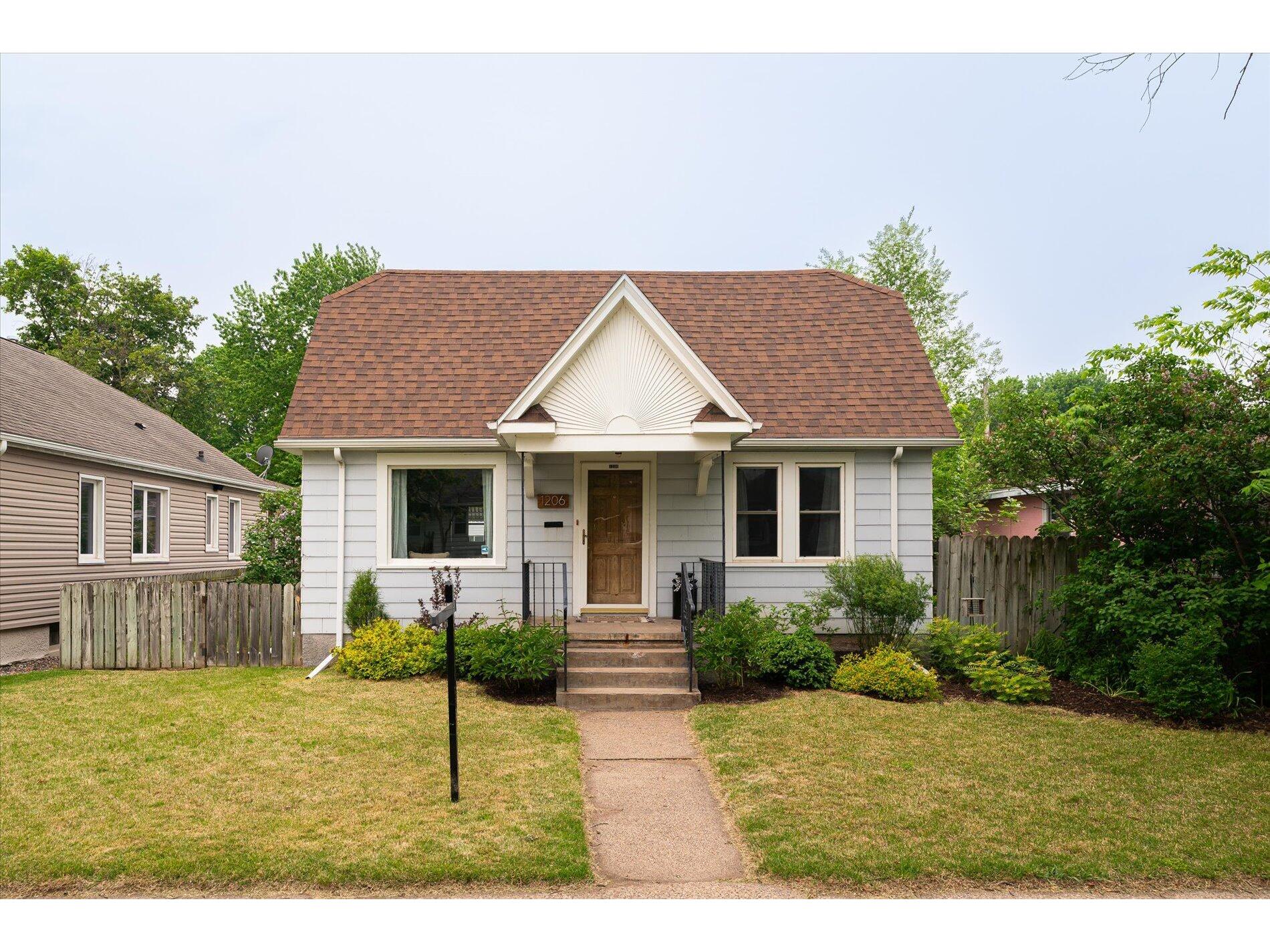 1206 20th La Crosse WI 54601 1874621 image1