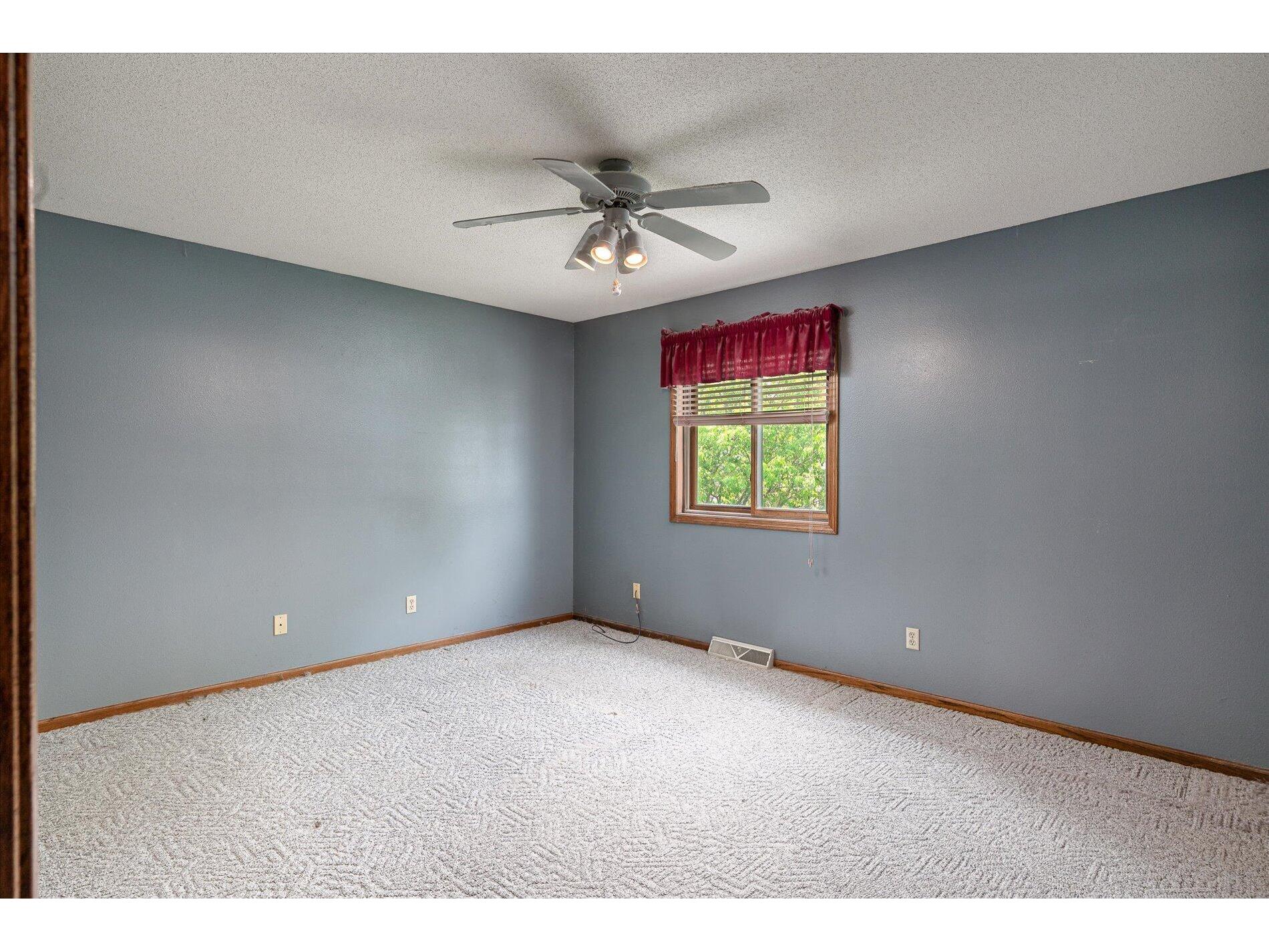 1206 Willow La Crescent MN 55947 1963799 image7