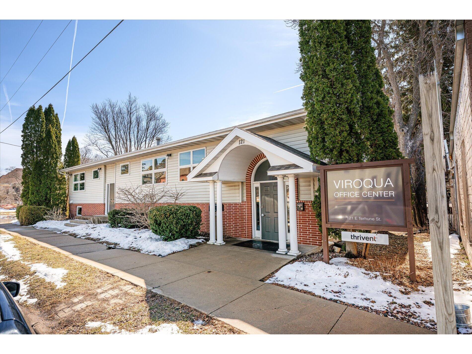 121 E Terhune Viroqua WI 54665 1954952 image1