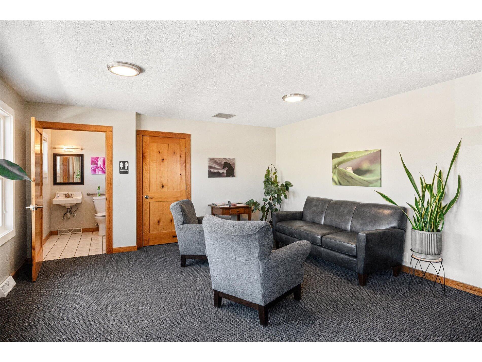 121 E Terhune Viroqua WI 54665 1954952 image3