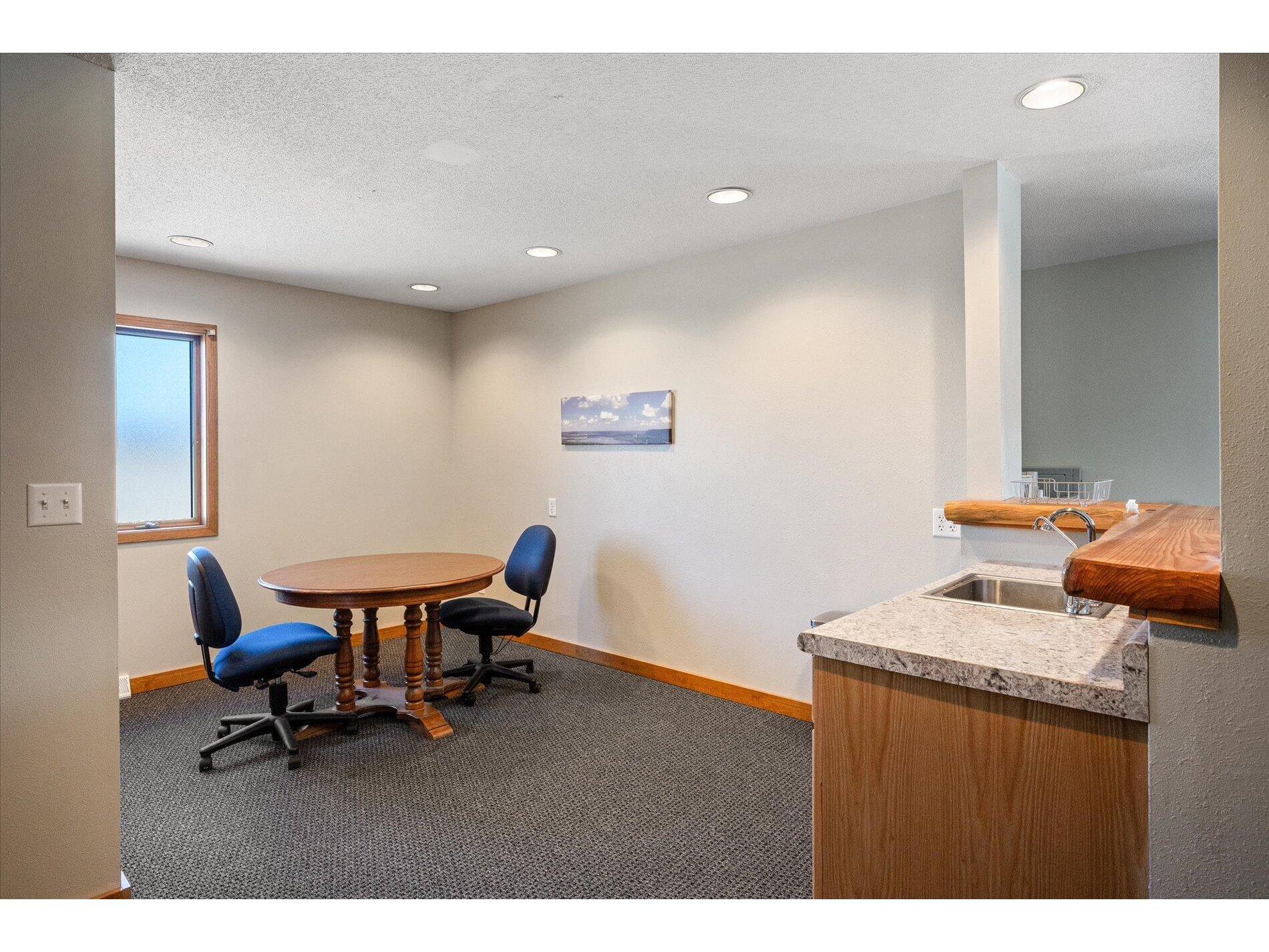 121 E Terhune Viroqua WI 54665 1954952 image8