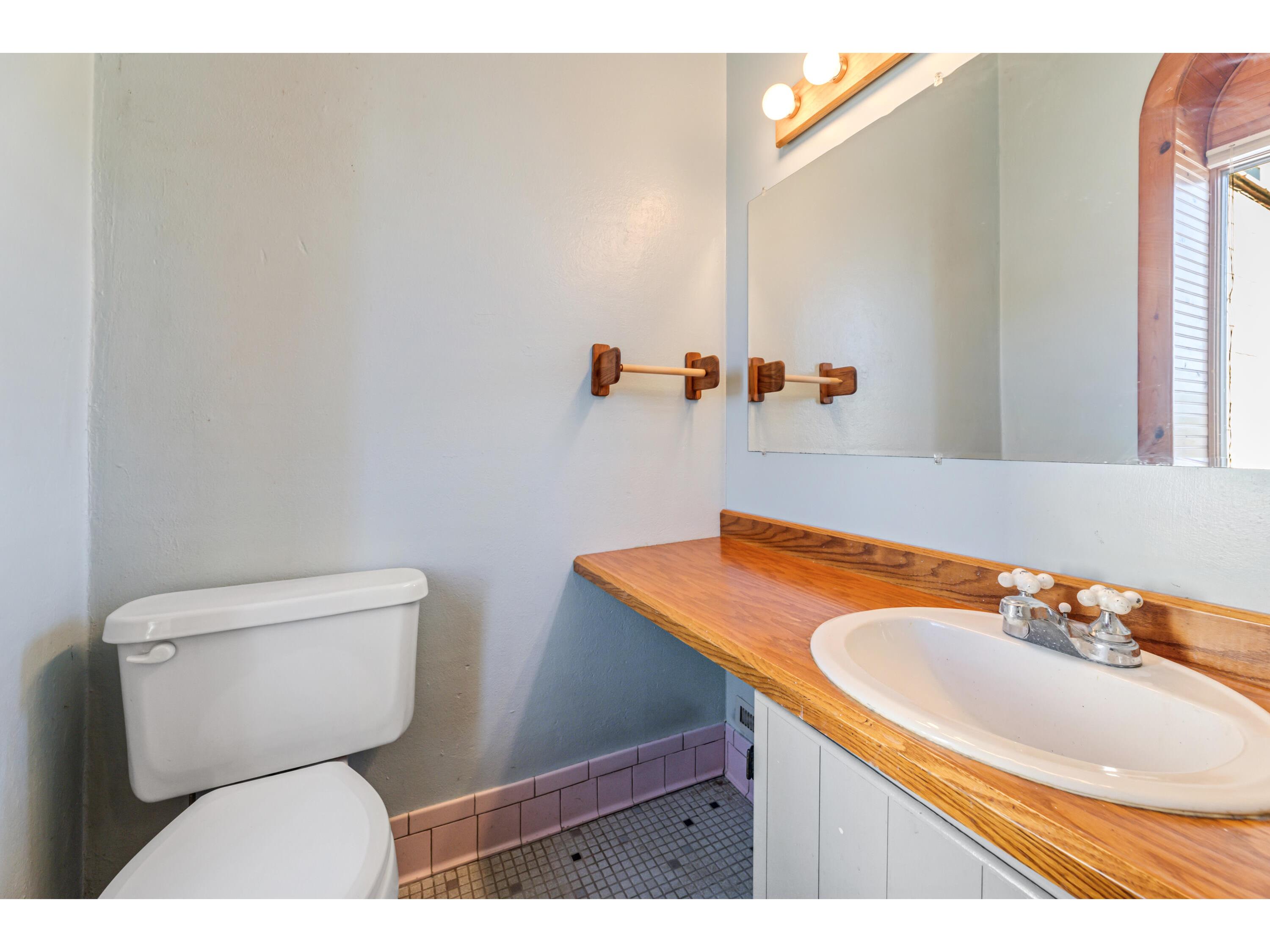 121 S Main Fountain City WI 54629 1932624 image15