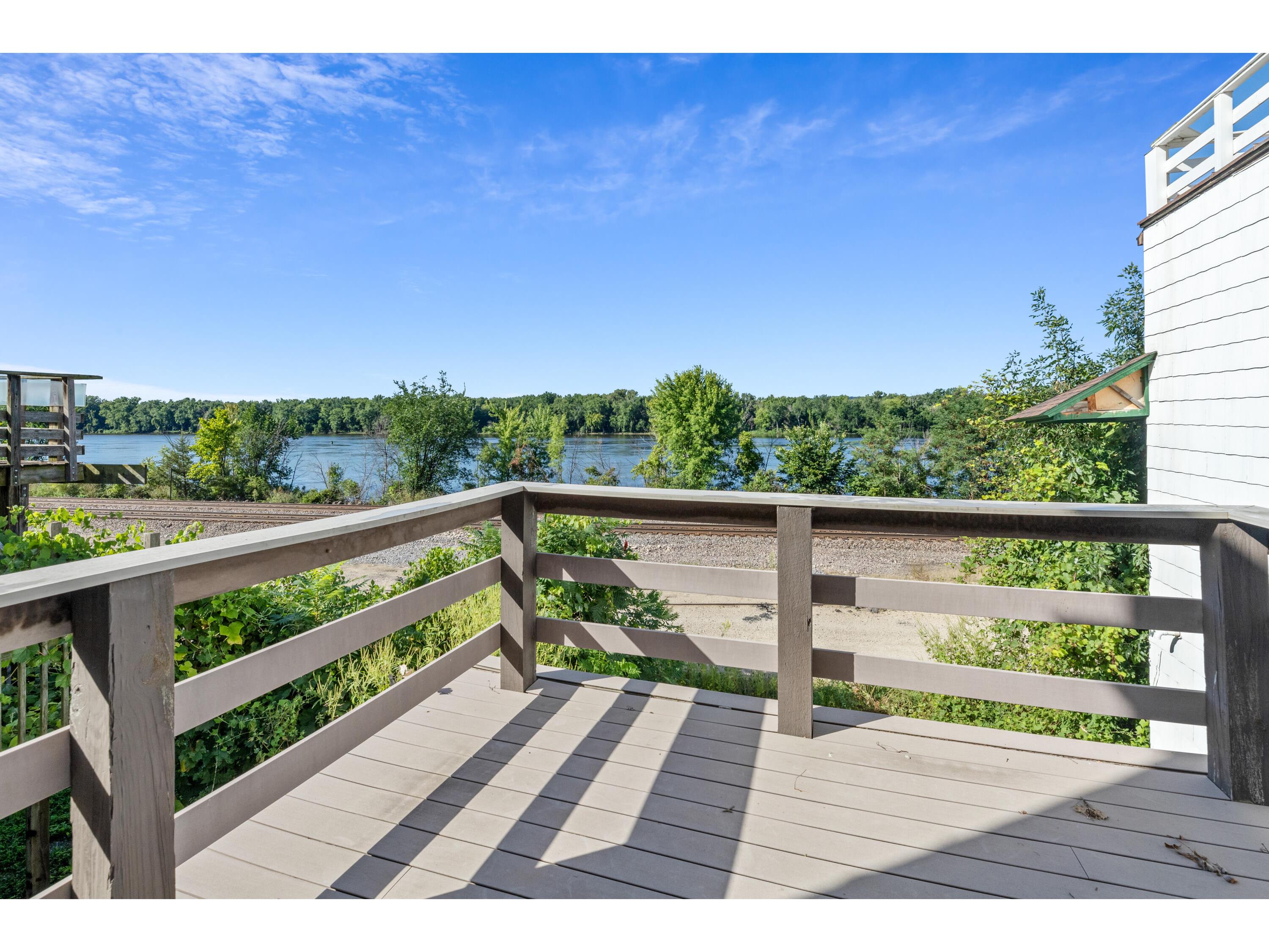 121 S Main Fountain City WI 54629 1932638 image13