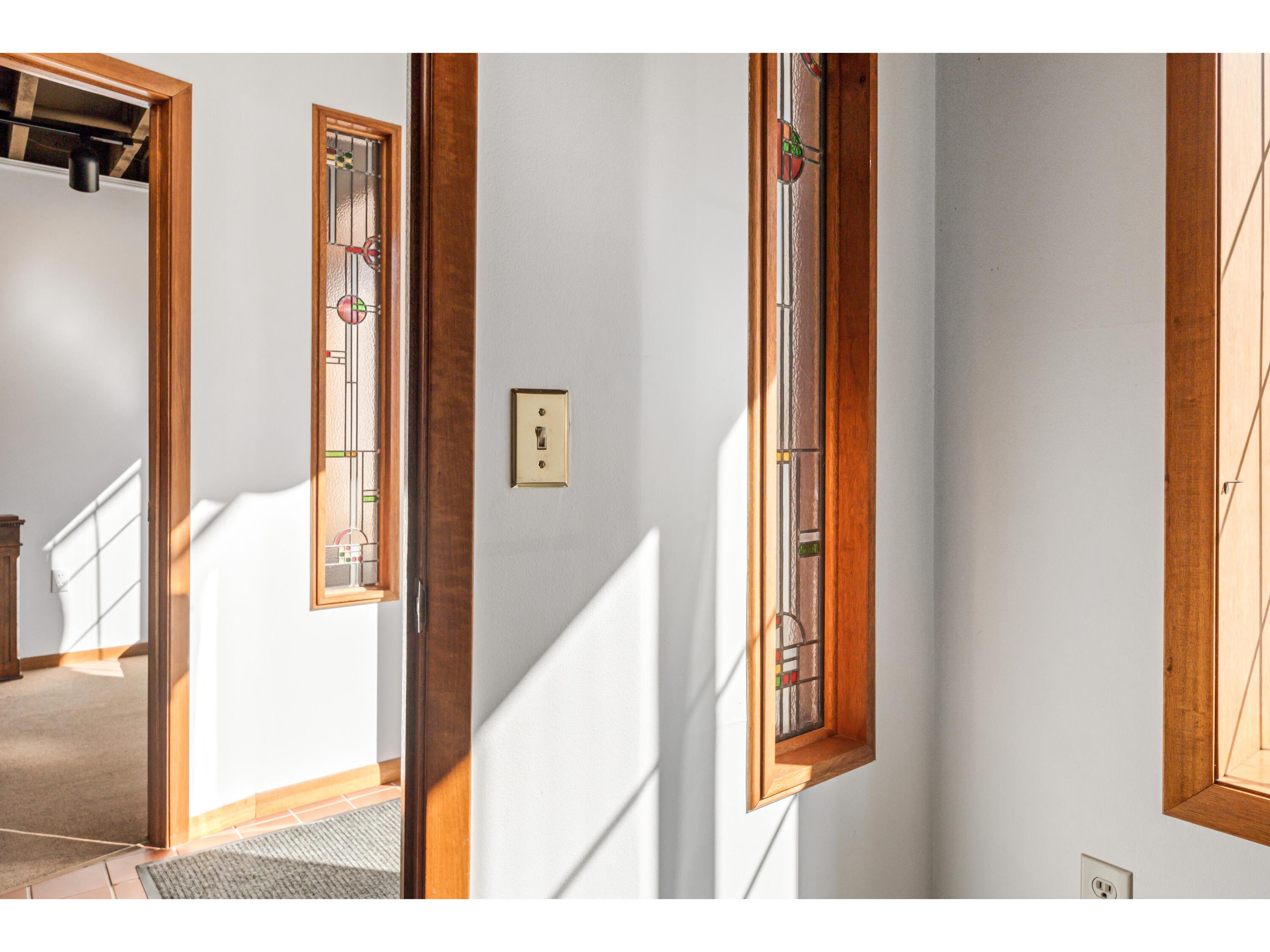 121 S Main Fountain City WI 54629 1932638 image15