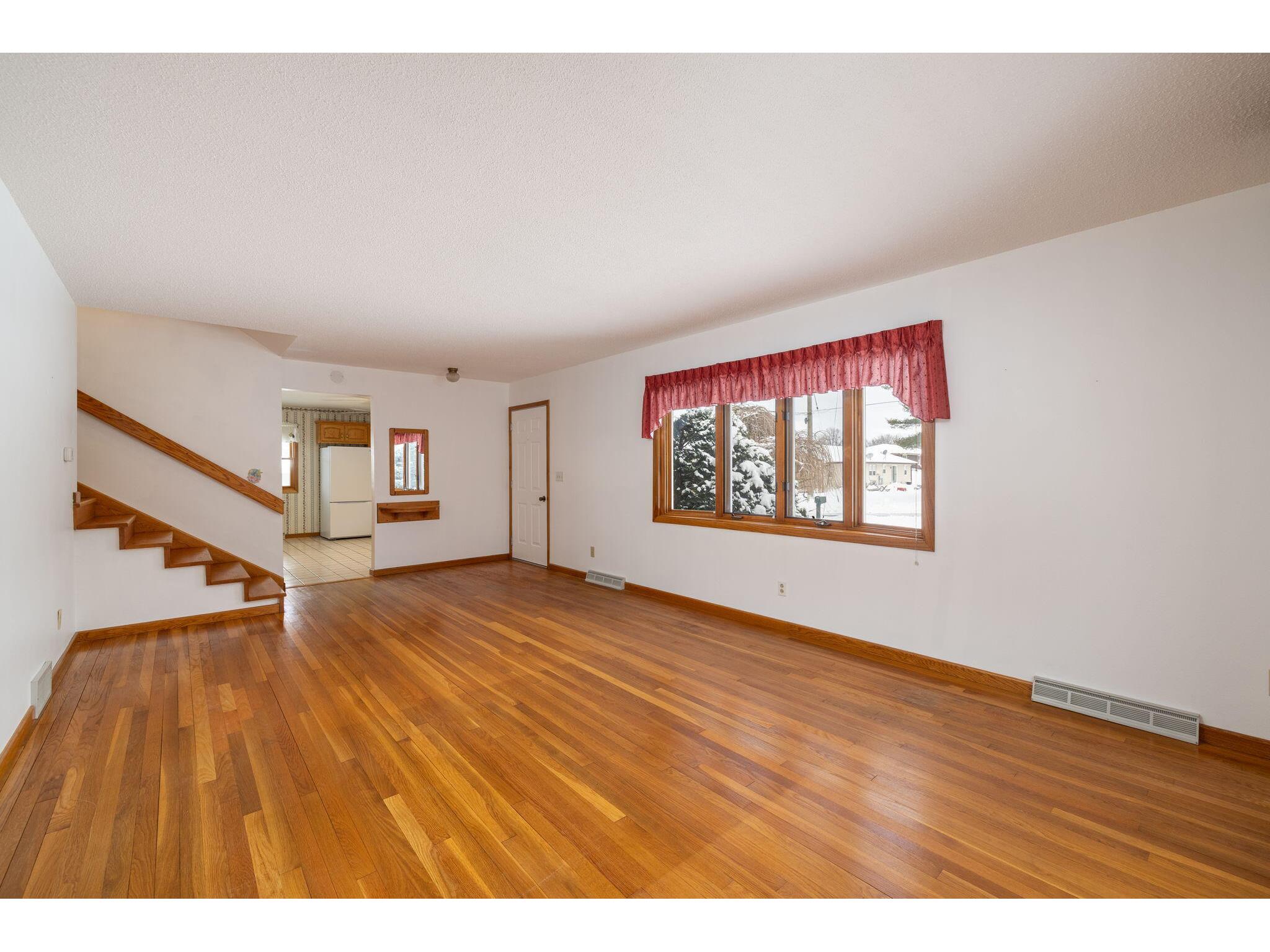 1210 Wilson Onalaska WI 54650 1954348 image5