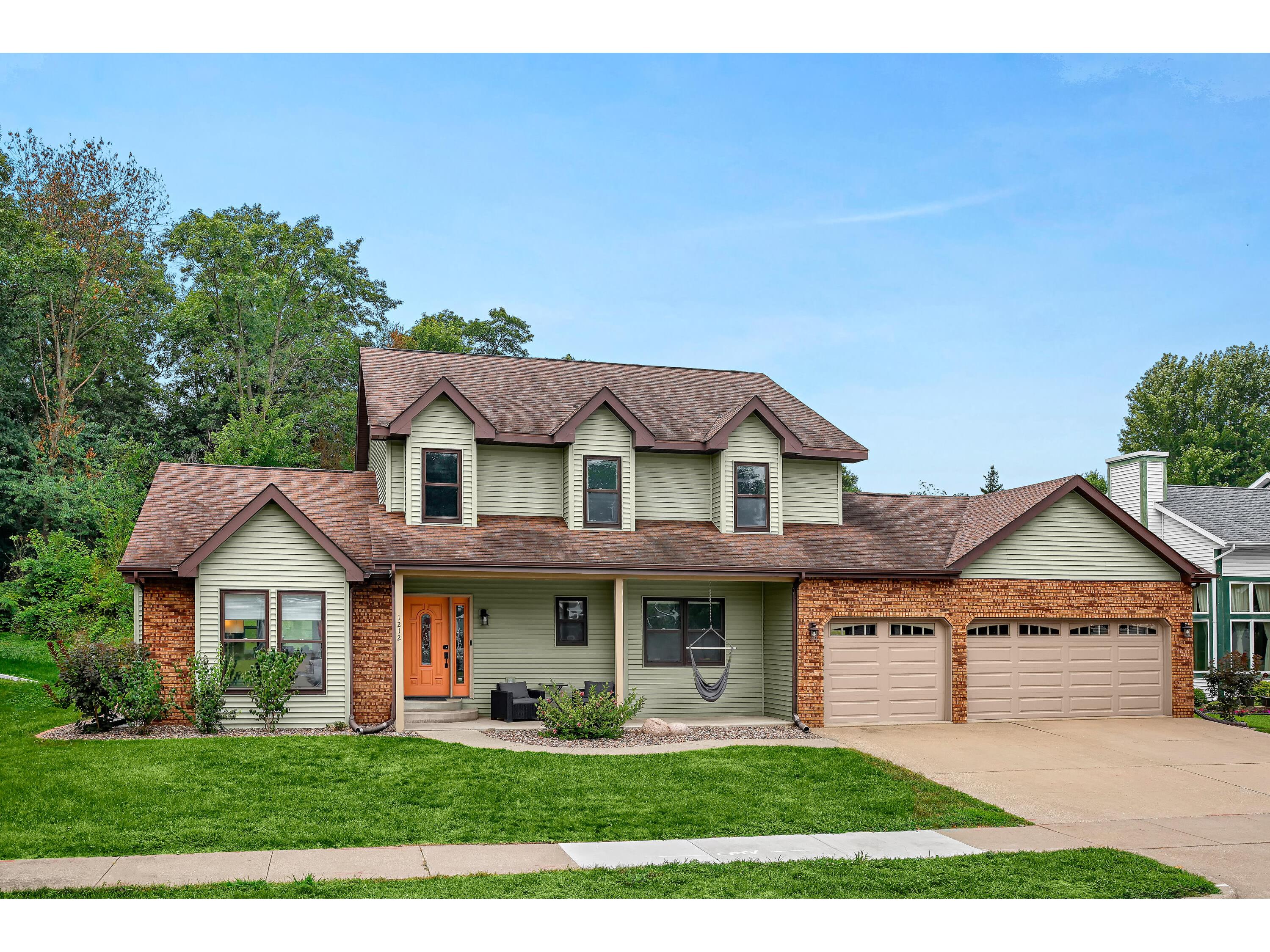 1212 Red Cedar Onalaska WI 54650 1930452 image1