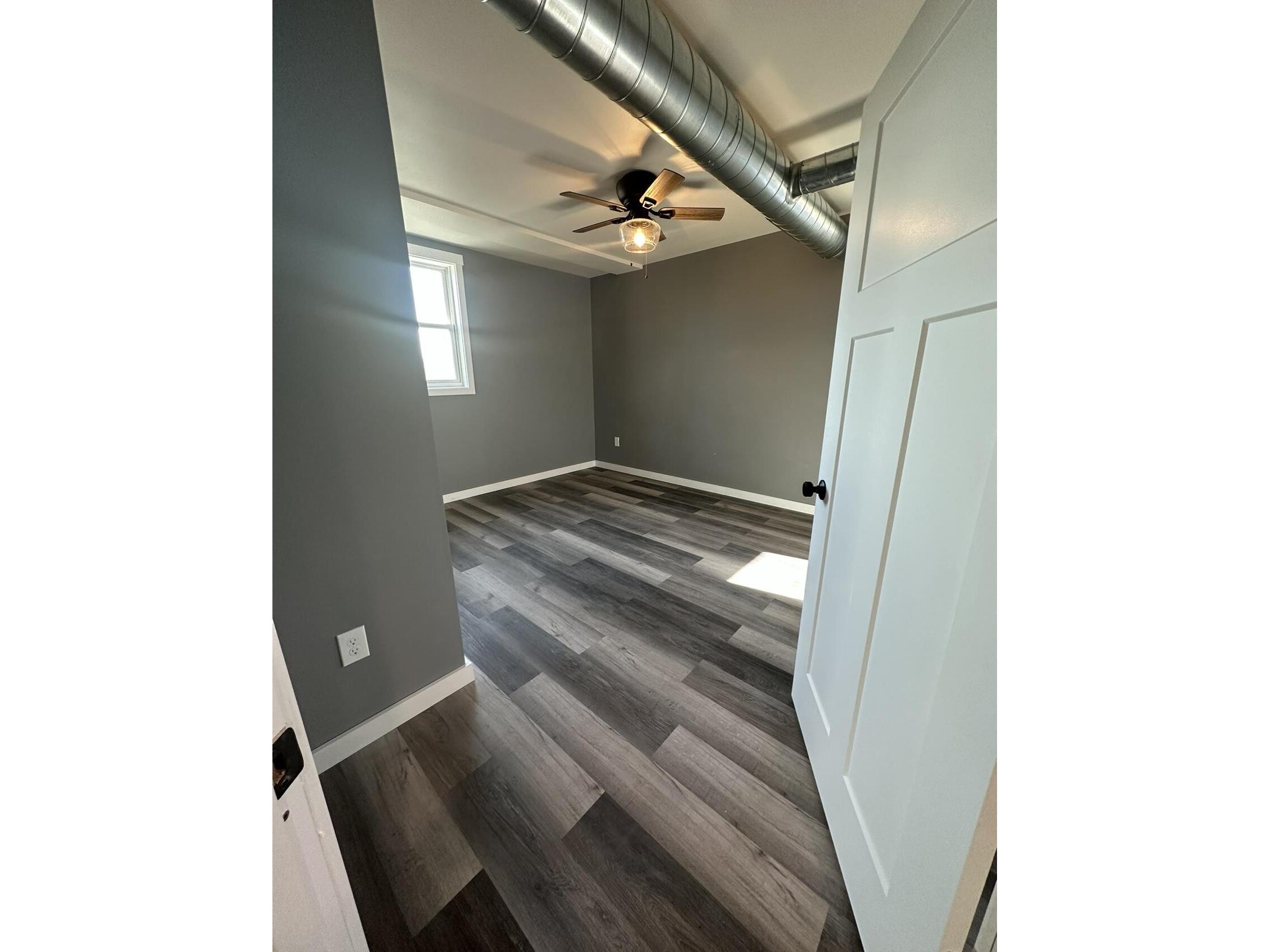 1214 3RD #B La Crosse WI 54601 1939622 image13