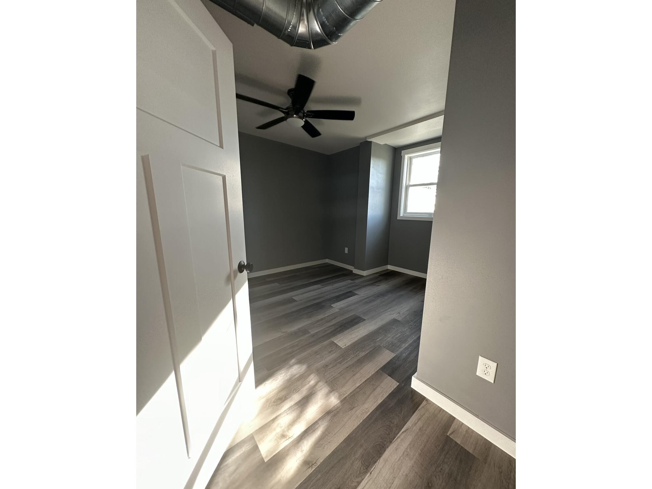 1214 3RD #B La Crosse WI 54601 1939622 image14