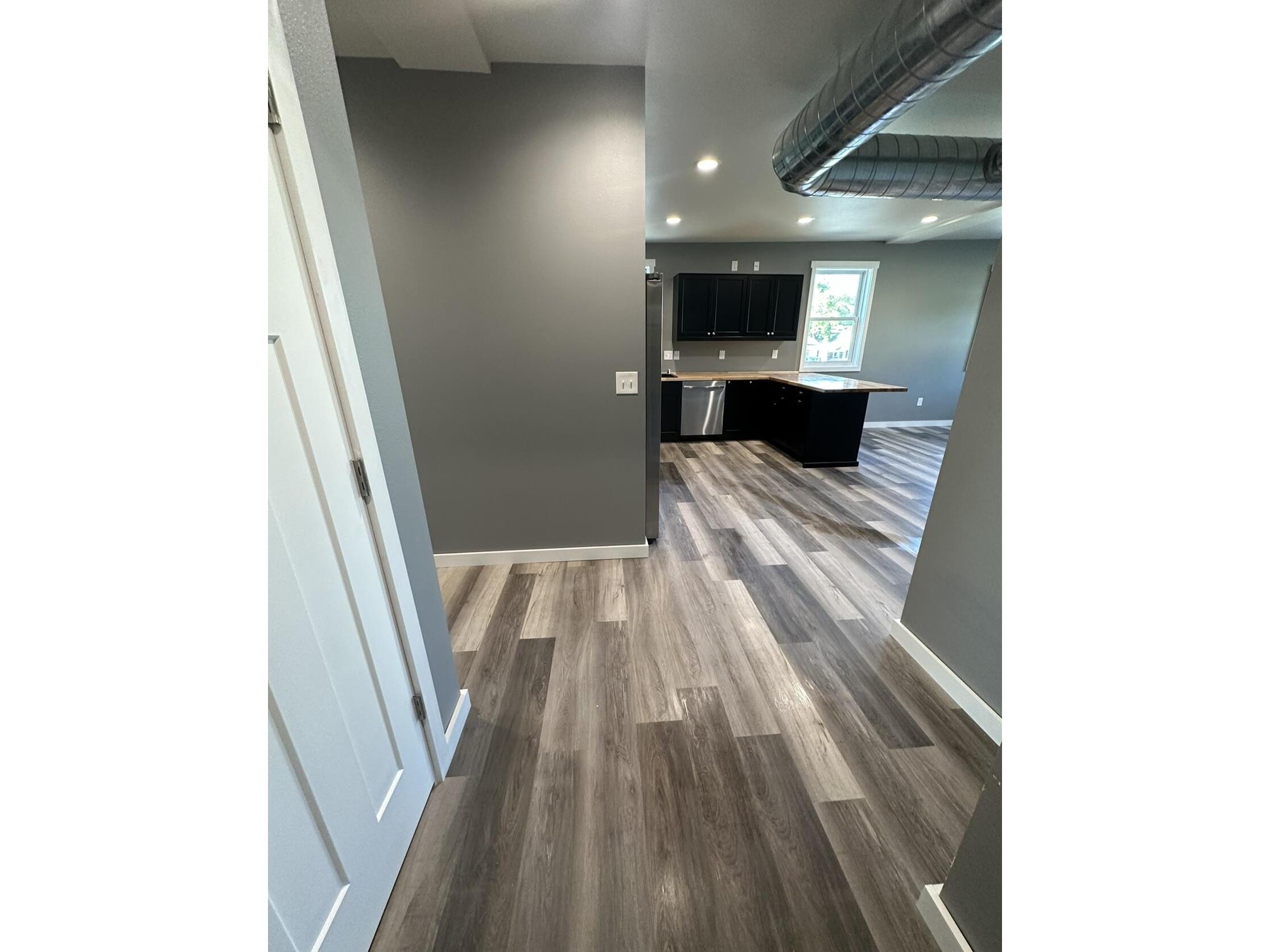 1214 3RD #B La Crosse WI 54601 1939622 image22