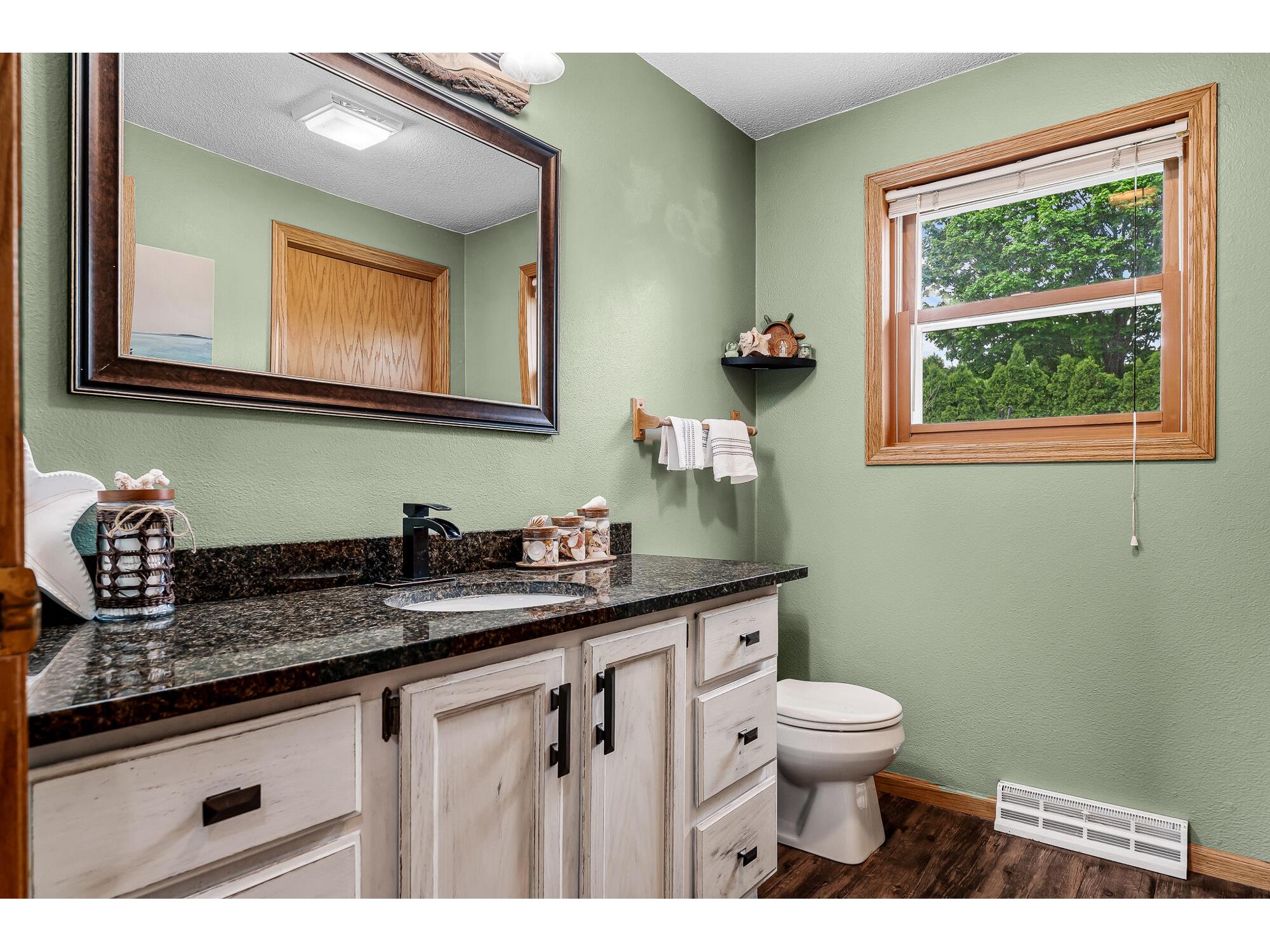 1214 Willow La Crescent MN 55947 1963155 image14