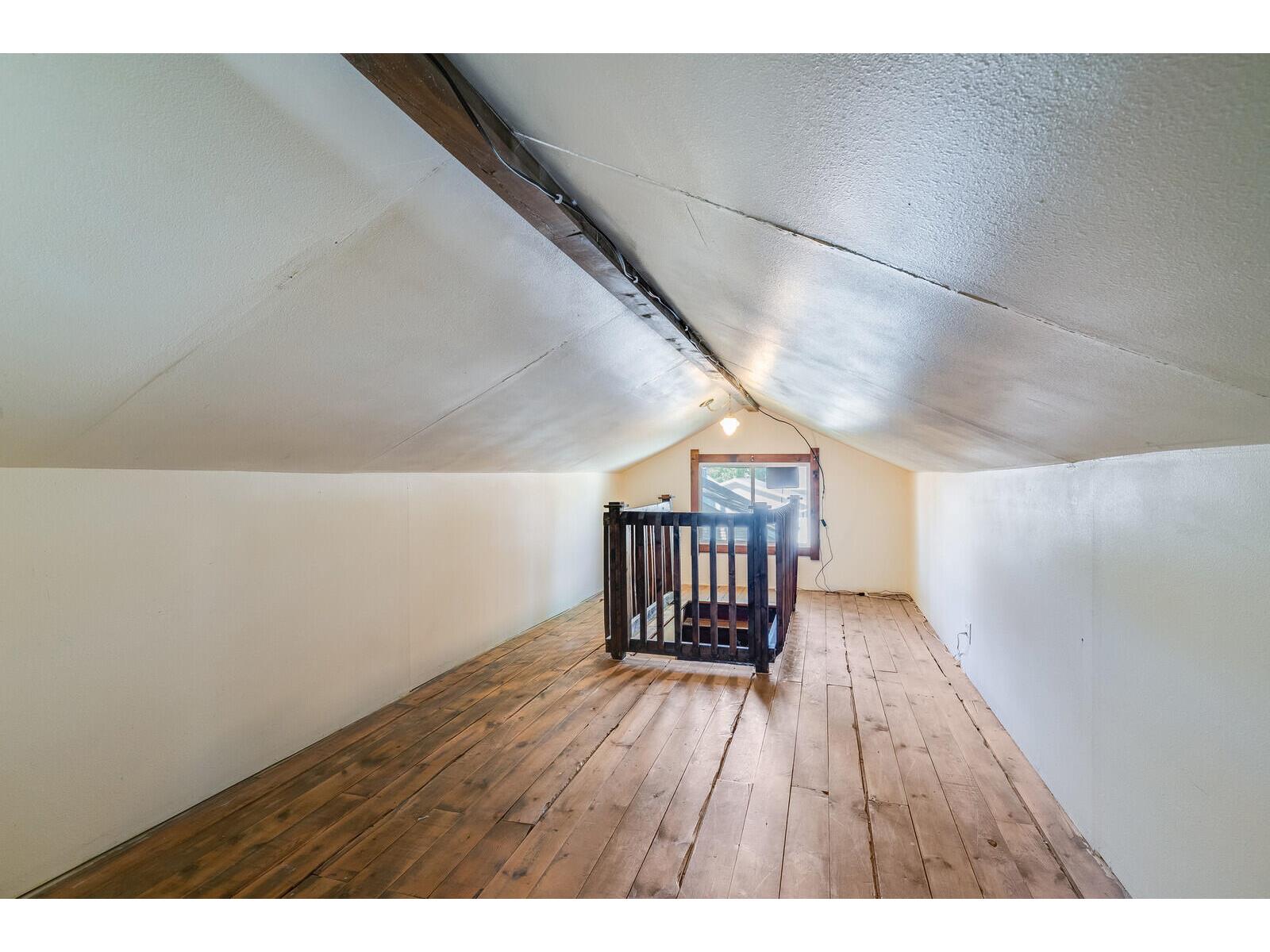 1216 East La Crosse WI 54601 1963276 image16