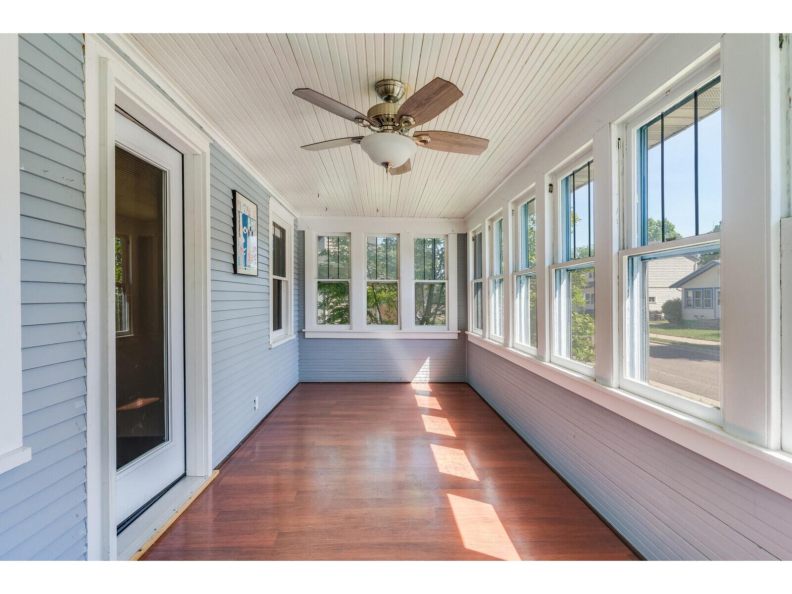 1216 East La Crosse WI 54601 1963276 image2