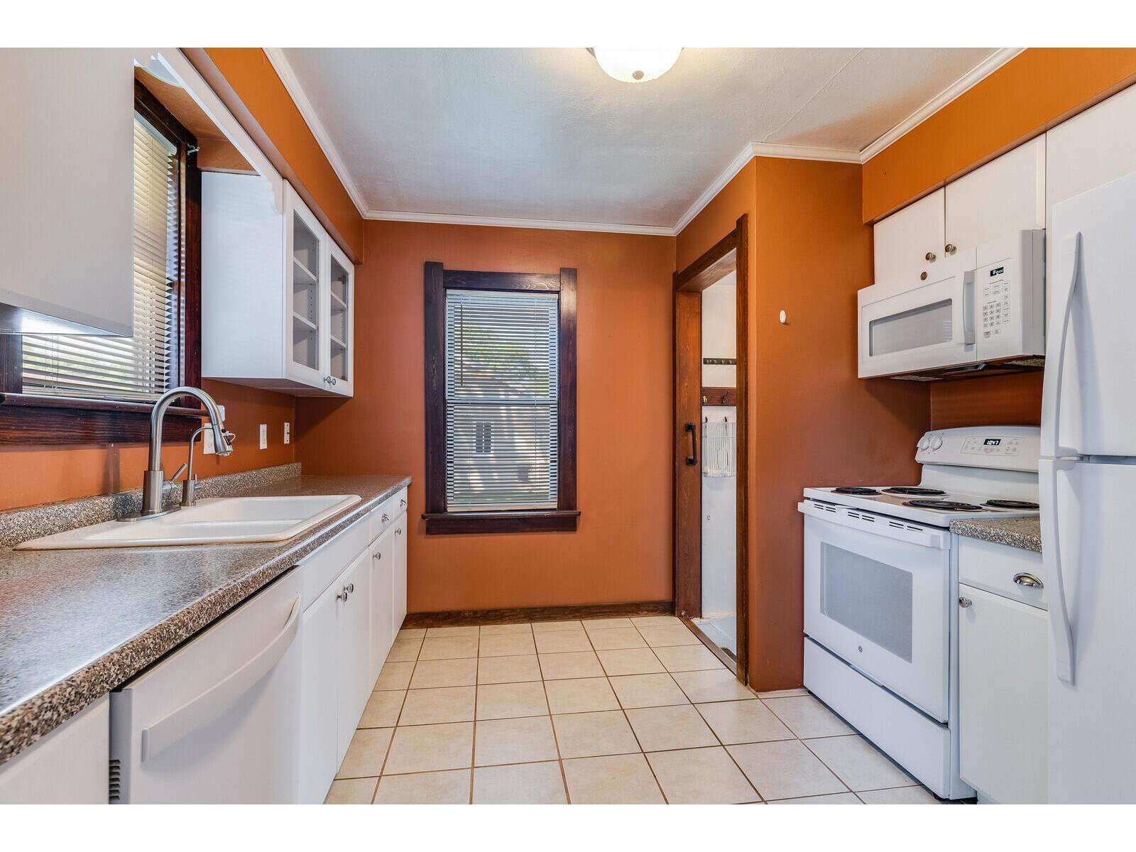 1216 East La Crosse WI 54601 1963276 image8