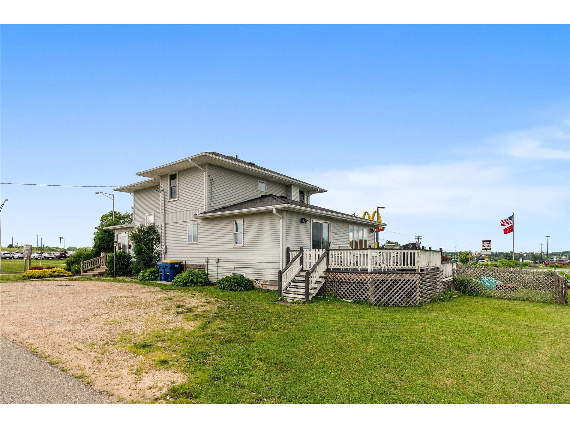 1216 N Main Viroqua WI 54665 1968128 image21