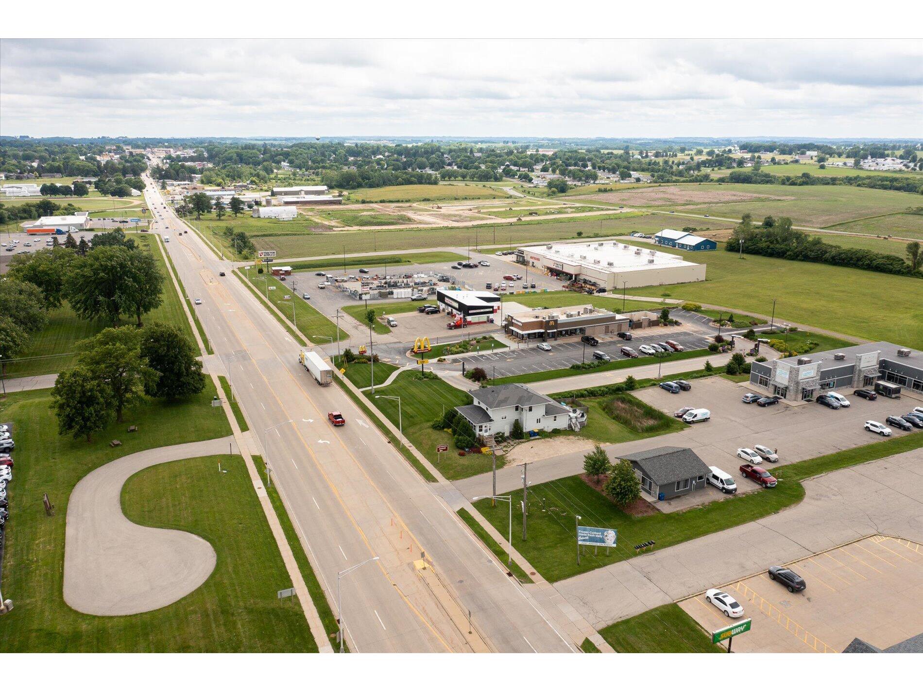 1216 N Main Viroqua WI 54665 1968128 image28