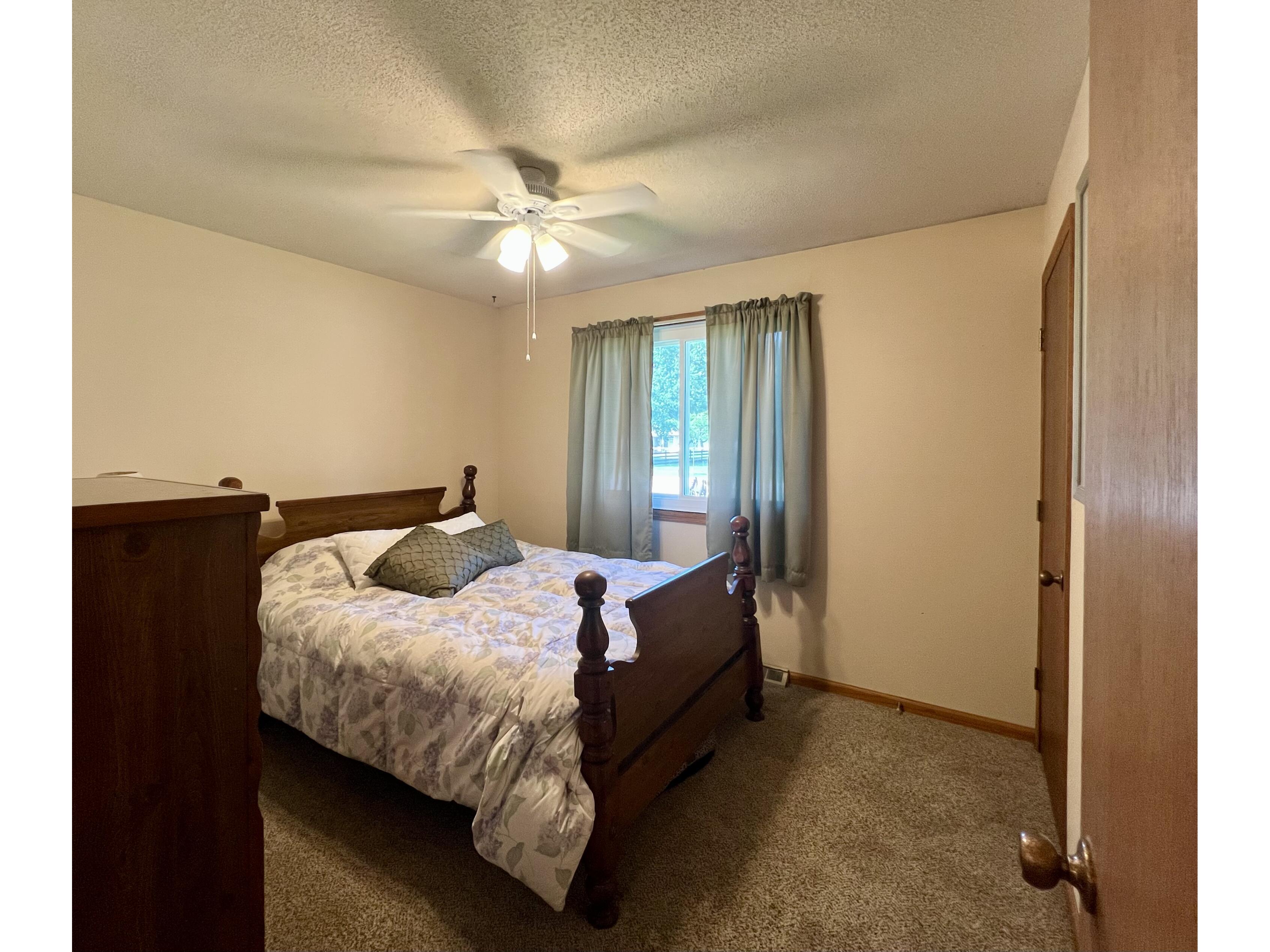 1216 Pinecrest Onalaska WI 54650 1968161 image25