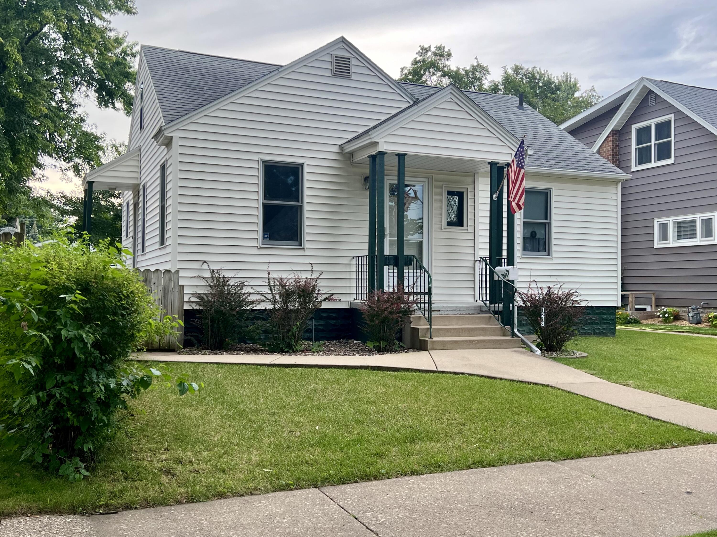 1218 20th La Crosse WI 54601 1882884 image1