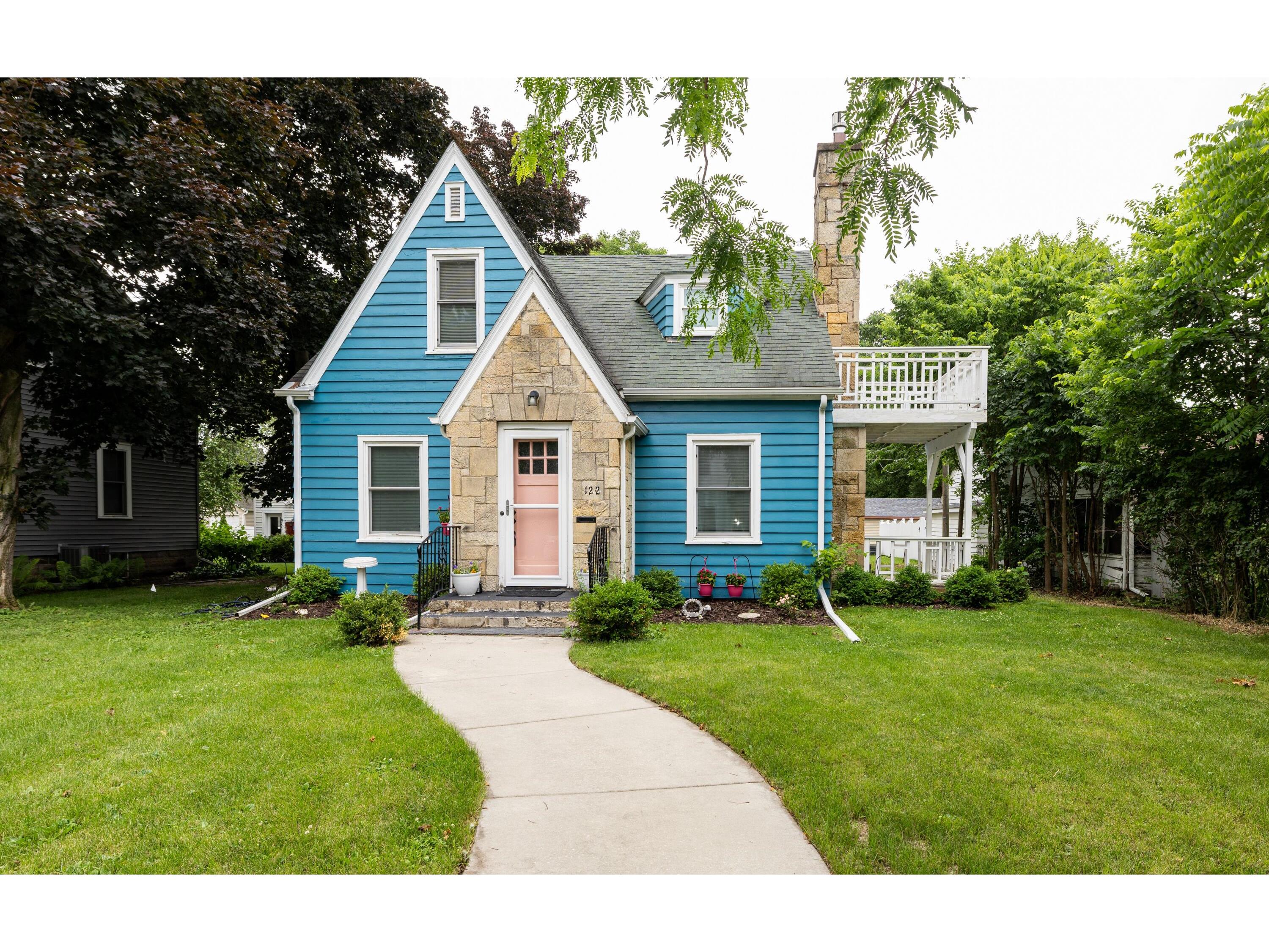 122 N Chester Sparta WI 54656 1924710 image1