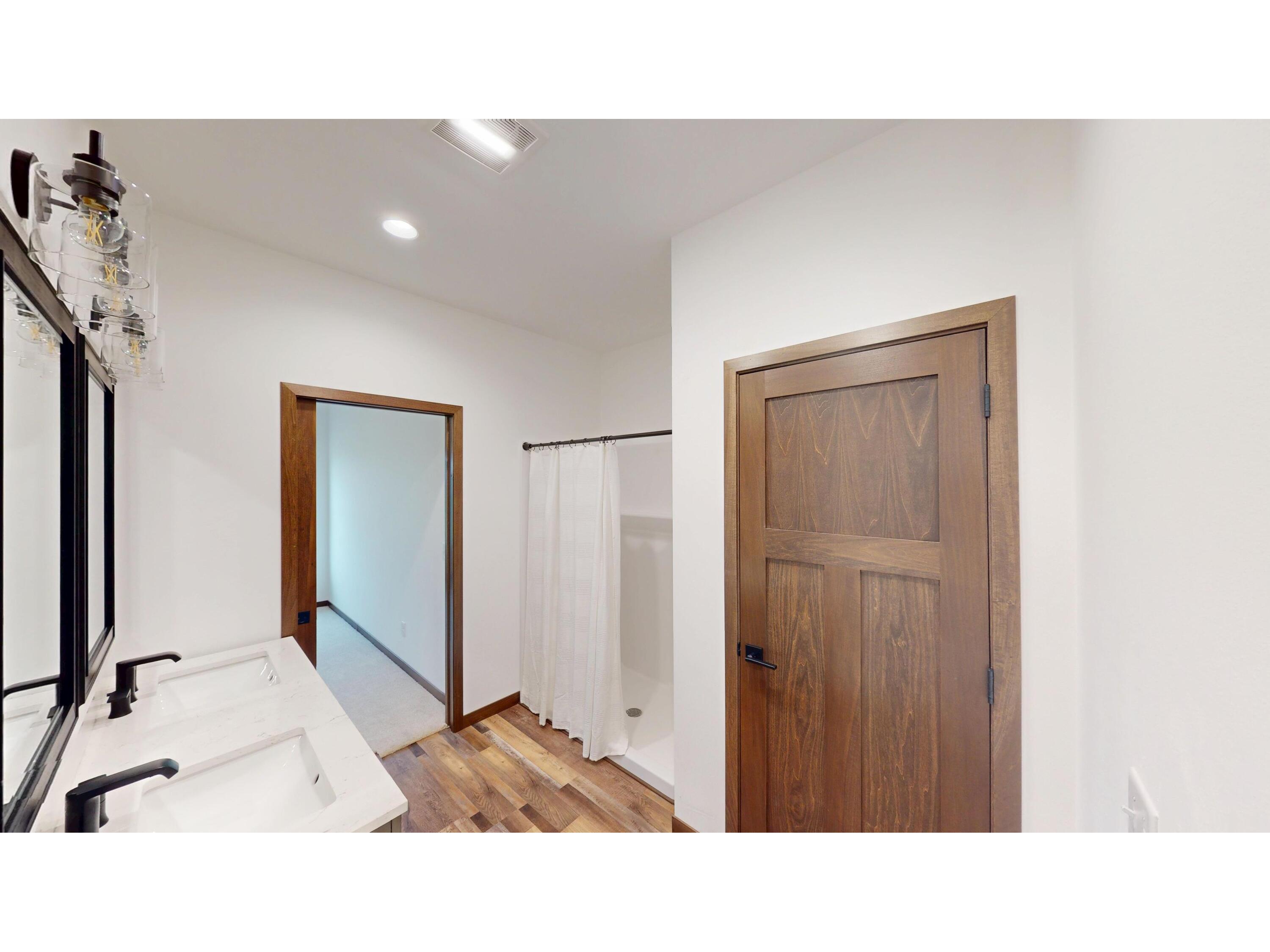 1222 Leo Holmen WI 54636 1966447 image31