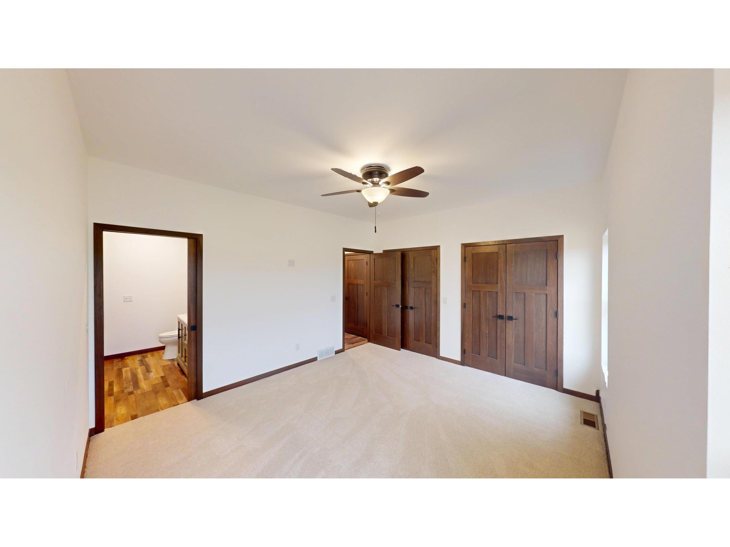 1222 Leo Holmen WI 54636 1966447 image32