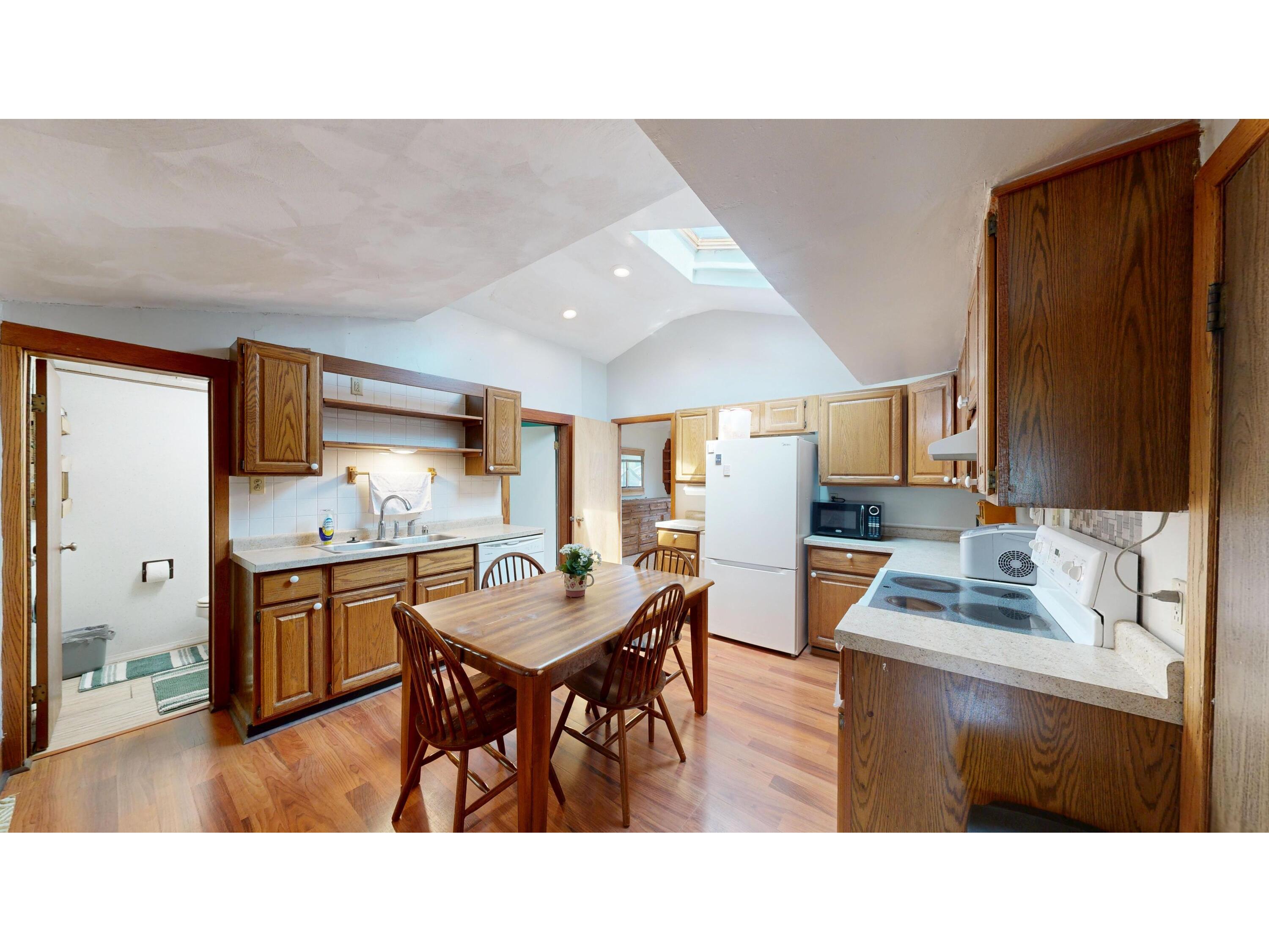 1222 S Wacouta Prairie Du Chien WI 53821 1964856 image10