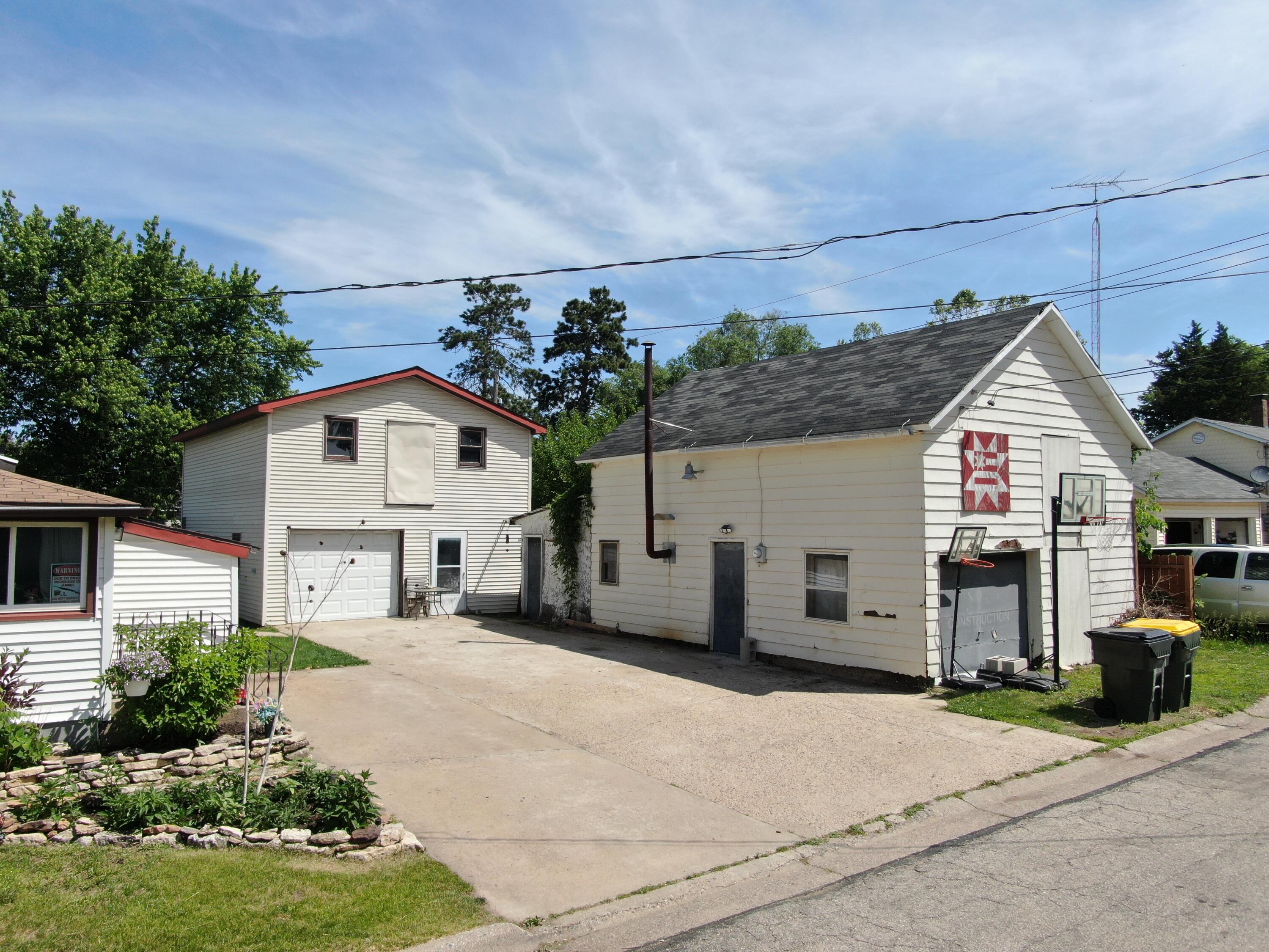 1222 S Wacouta Prairie Du Chien WI 53821 1964856 image45