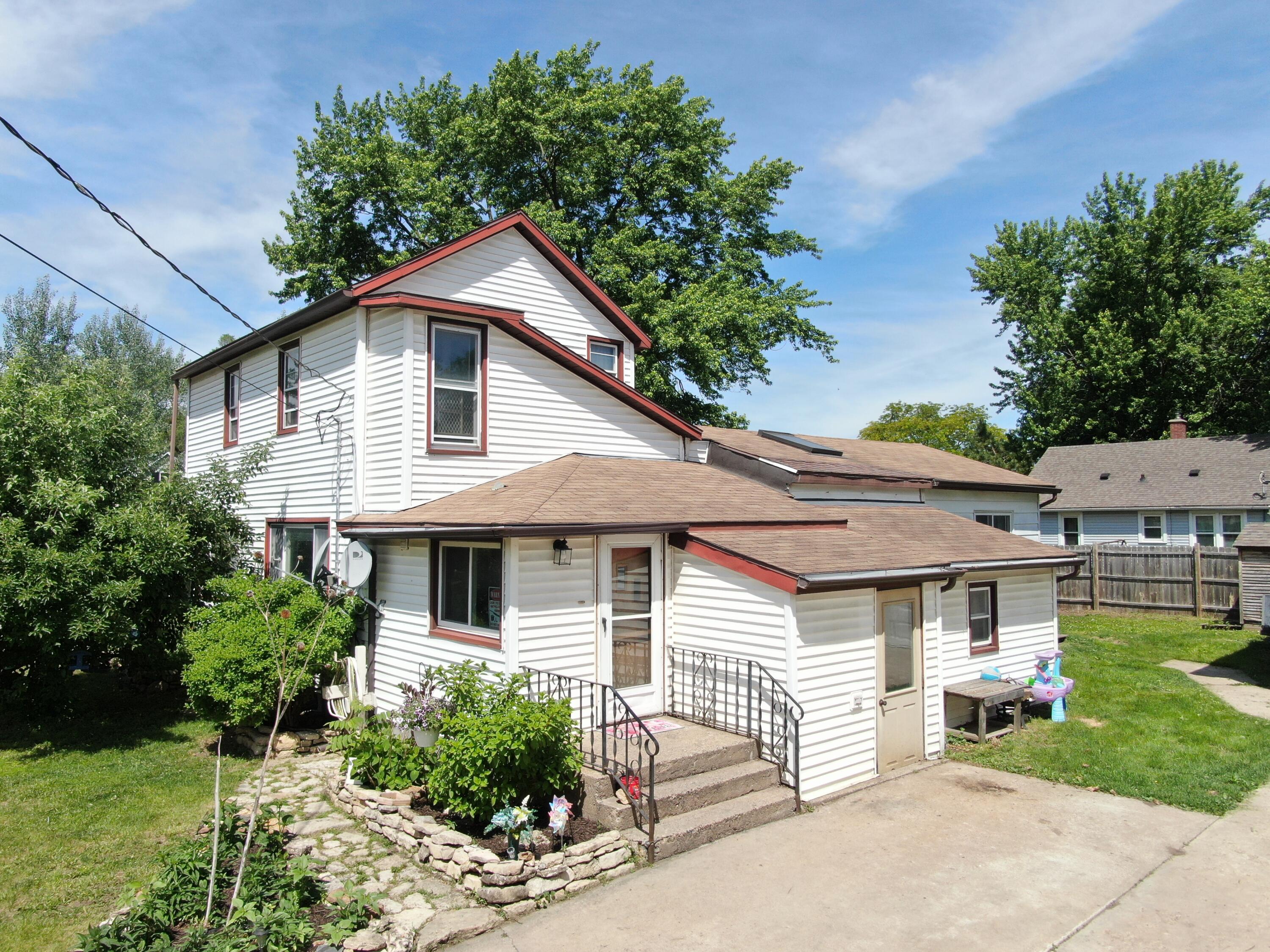 1222 S Wacouta Prairie Du Chien WI 53821 1964856 image46