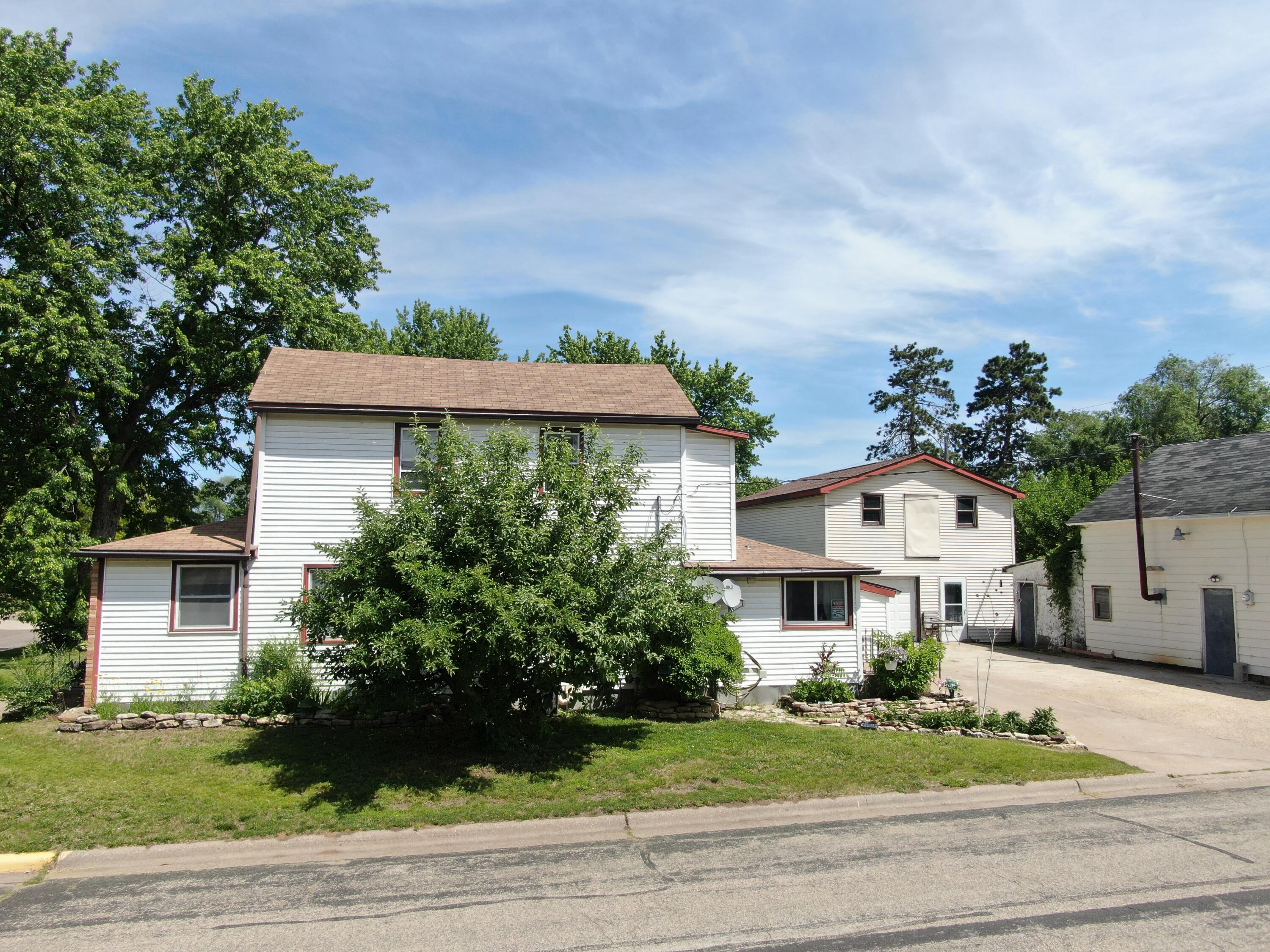 1222 S Wacouta Prairie Du Chien WI 53821 1964856 image48