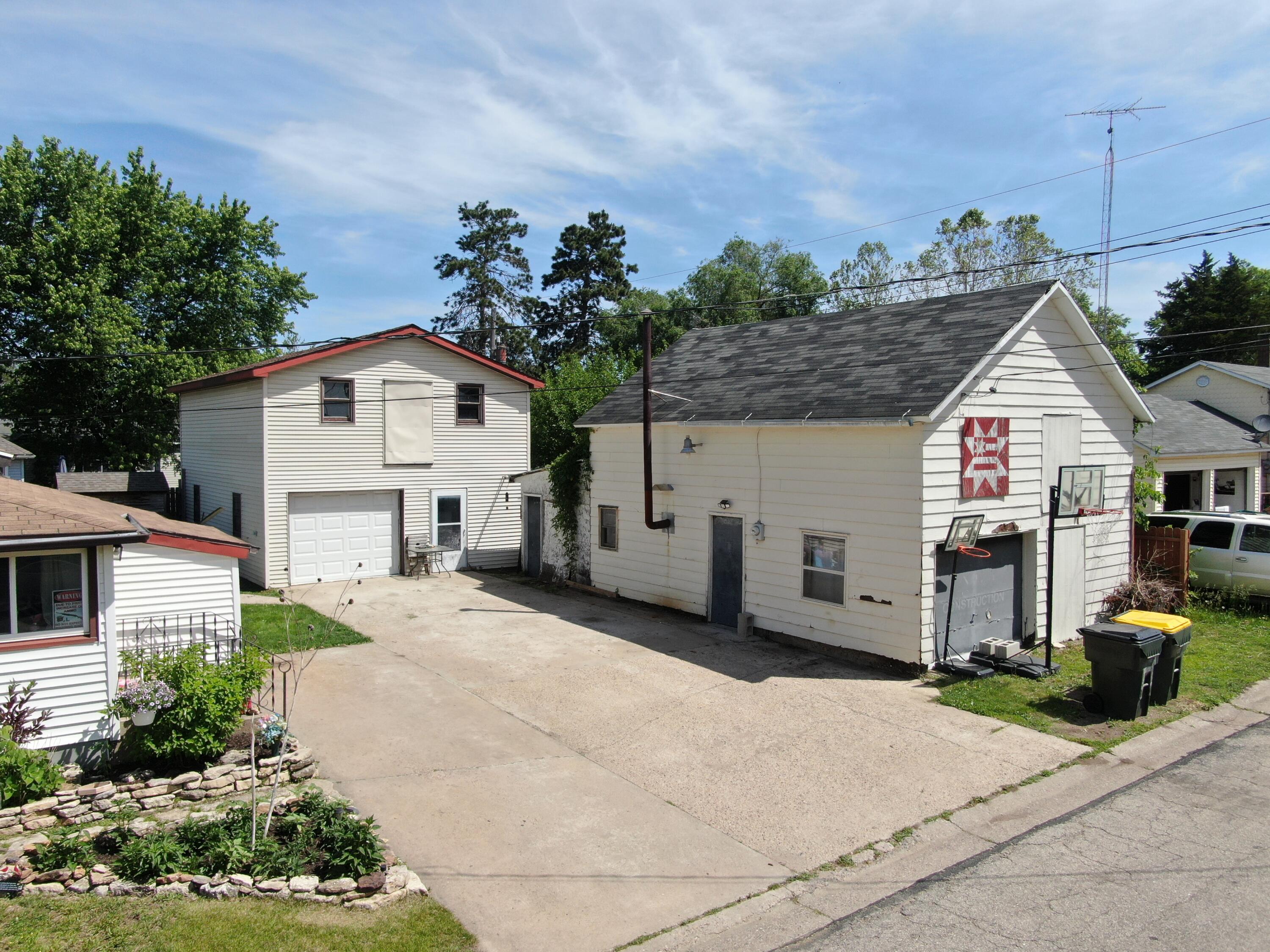 1222 S Wacouta Prairie Du Chien WI 53821 1964856 image49