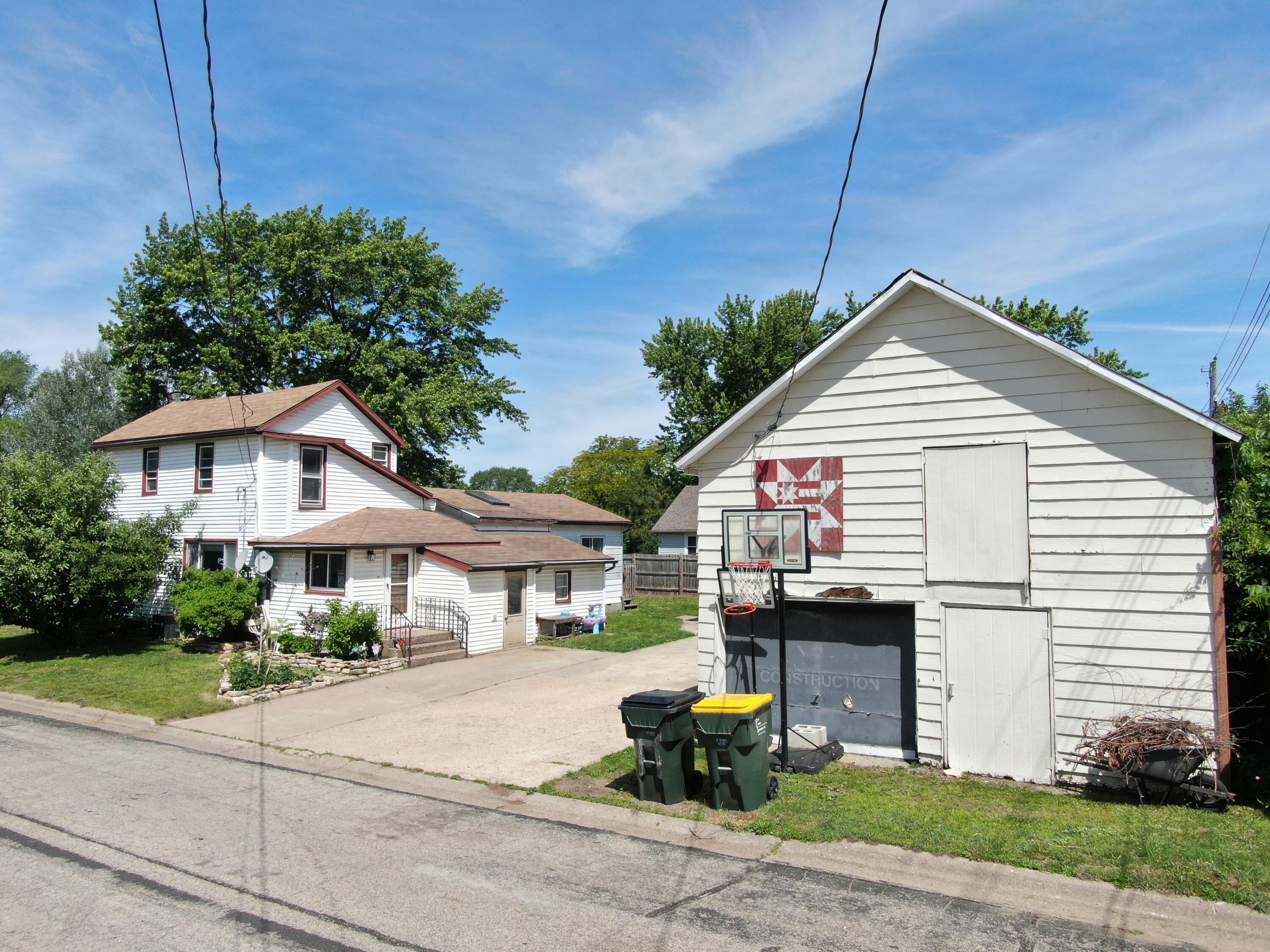 1222 S Wacouta Prairie Du Chien WI 53821 1964856 image50
