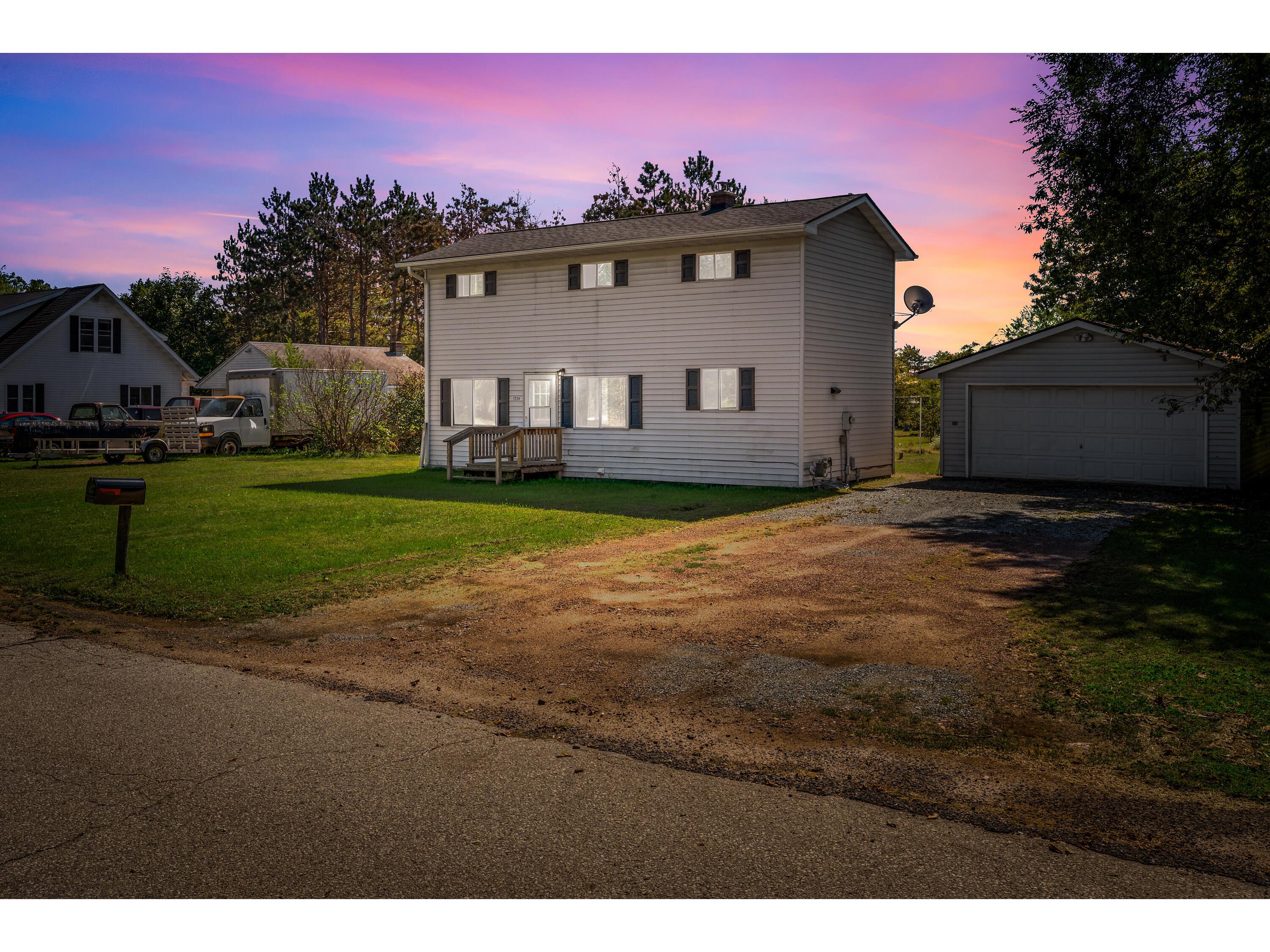 1224 Buena Vista Black River Falls WI 54615 1893298 image1