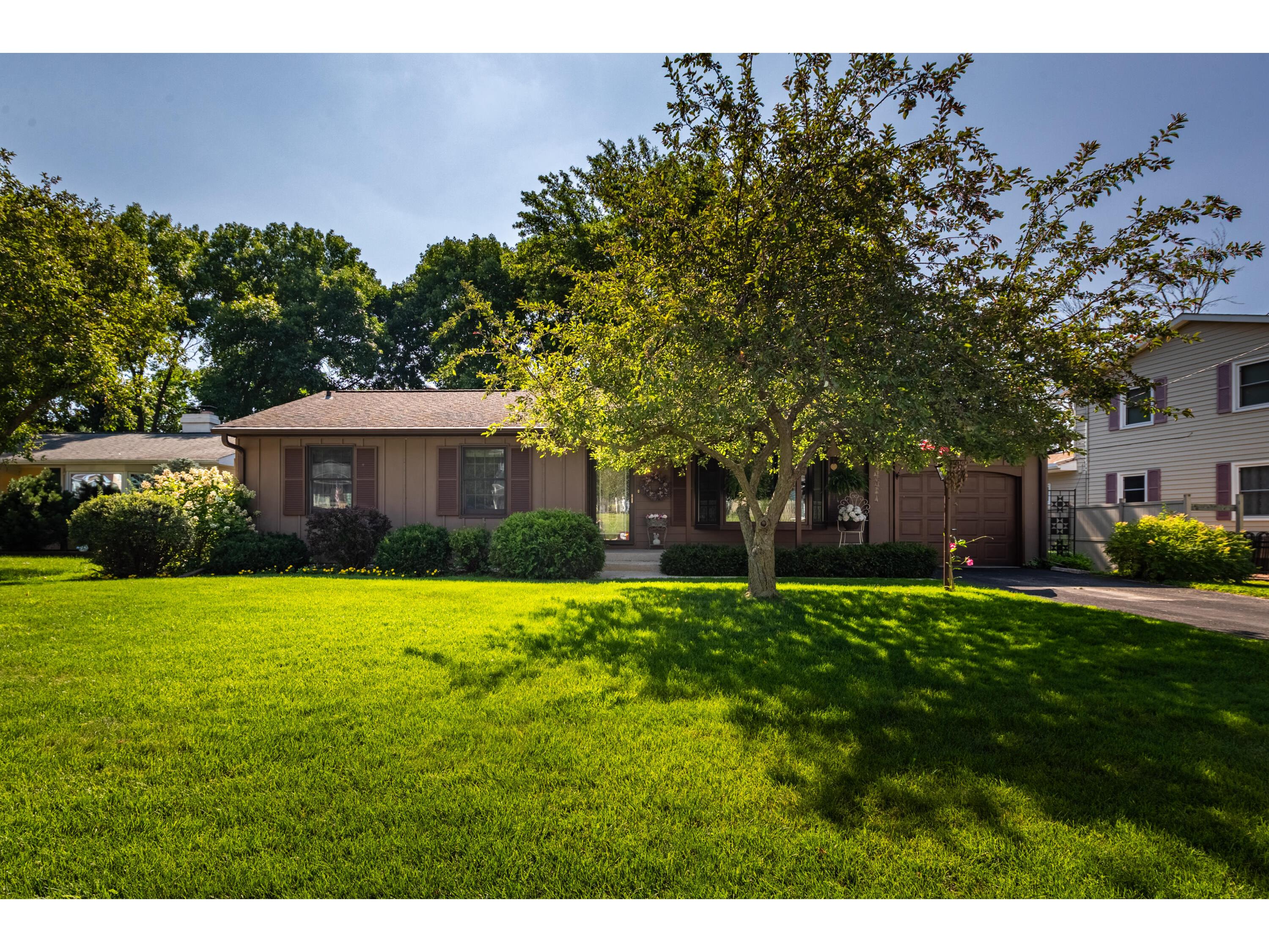 1224 Cliffwood La Crosse WI 54601 1844554 image1