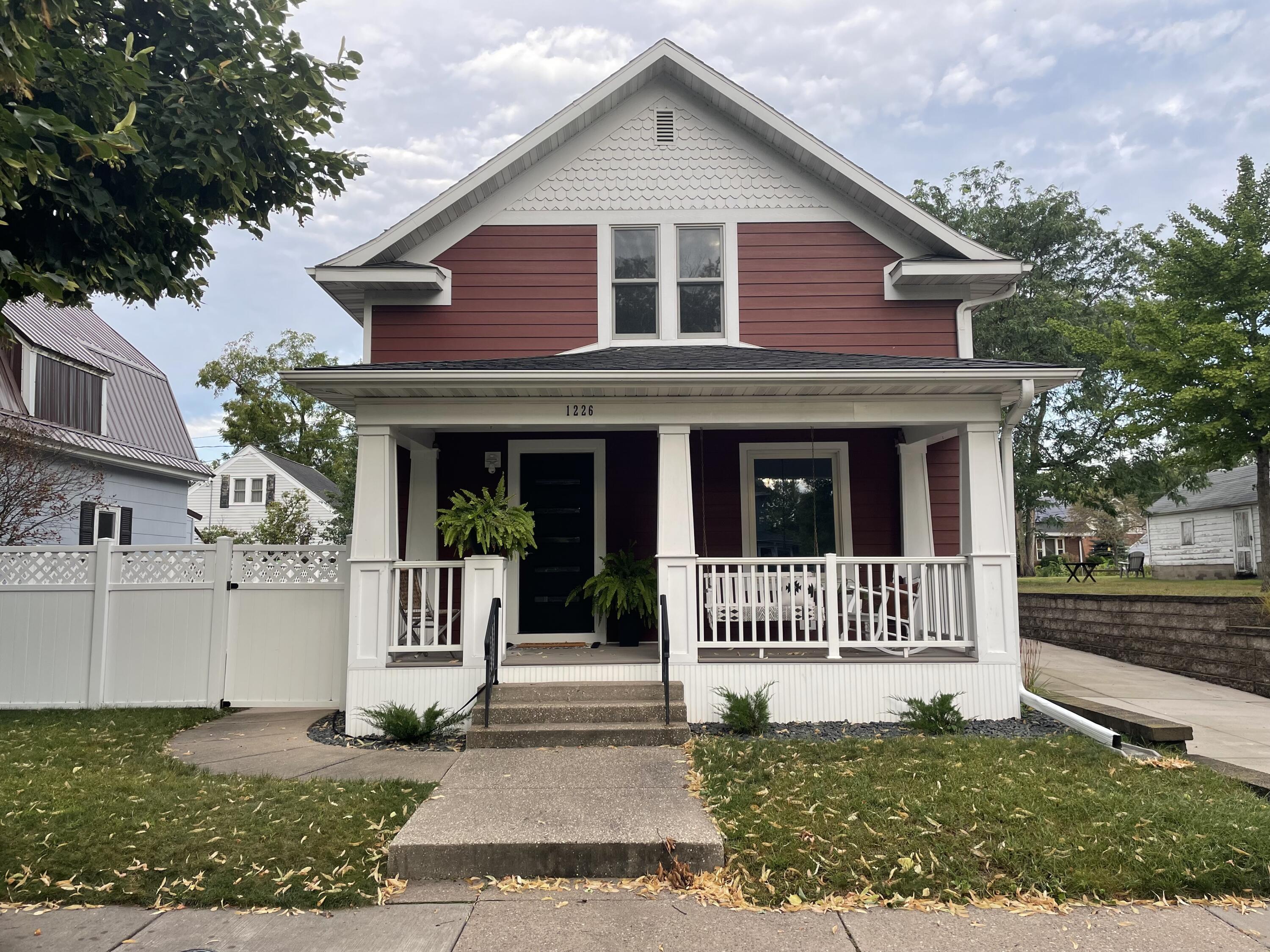 1226 15th La Crosse WI 54601 1889830 image1