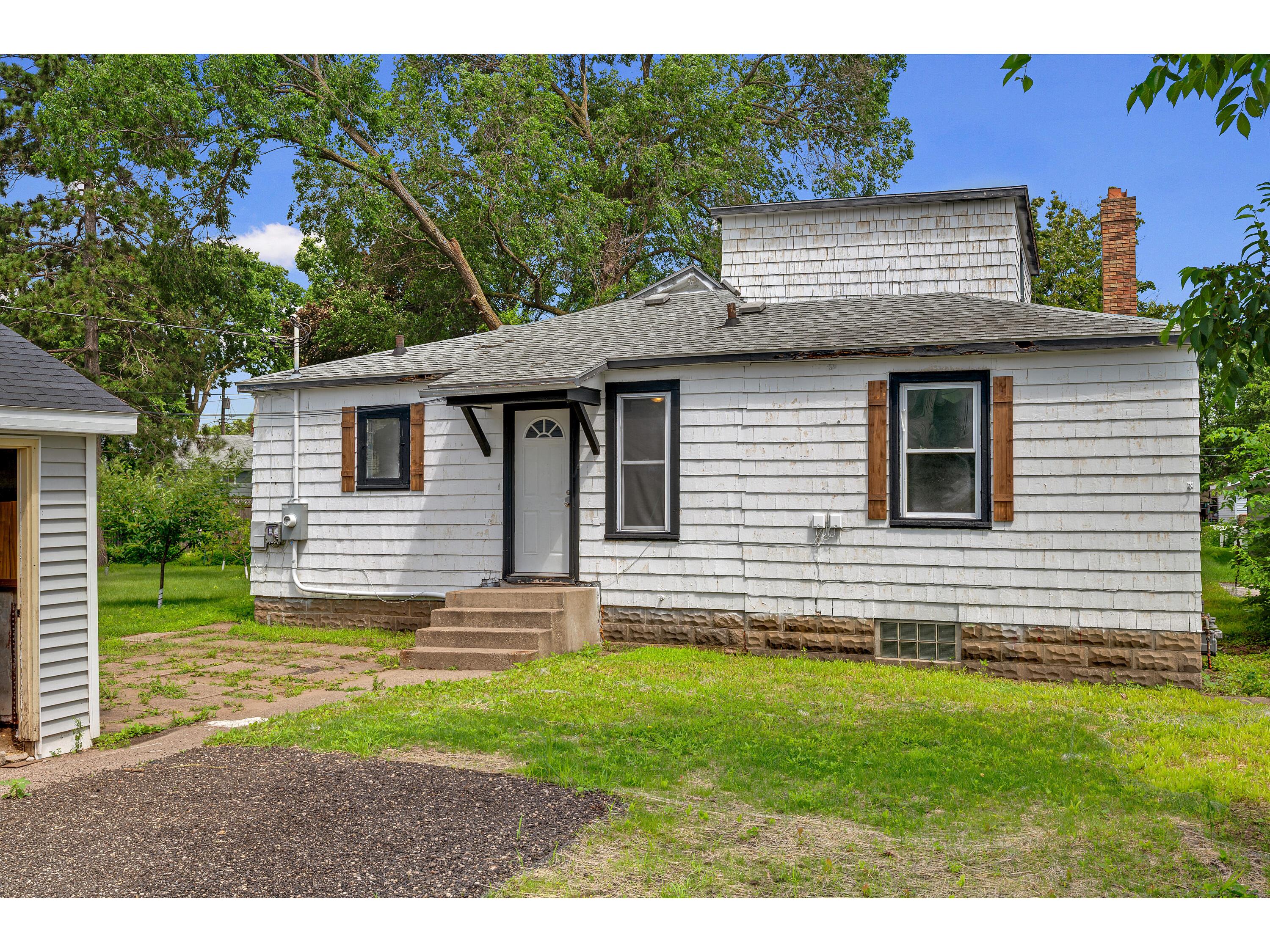 1229 Hintgen La Crosse WI 54601 1924736 image1