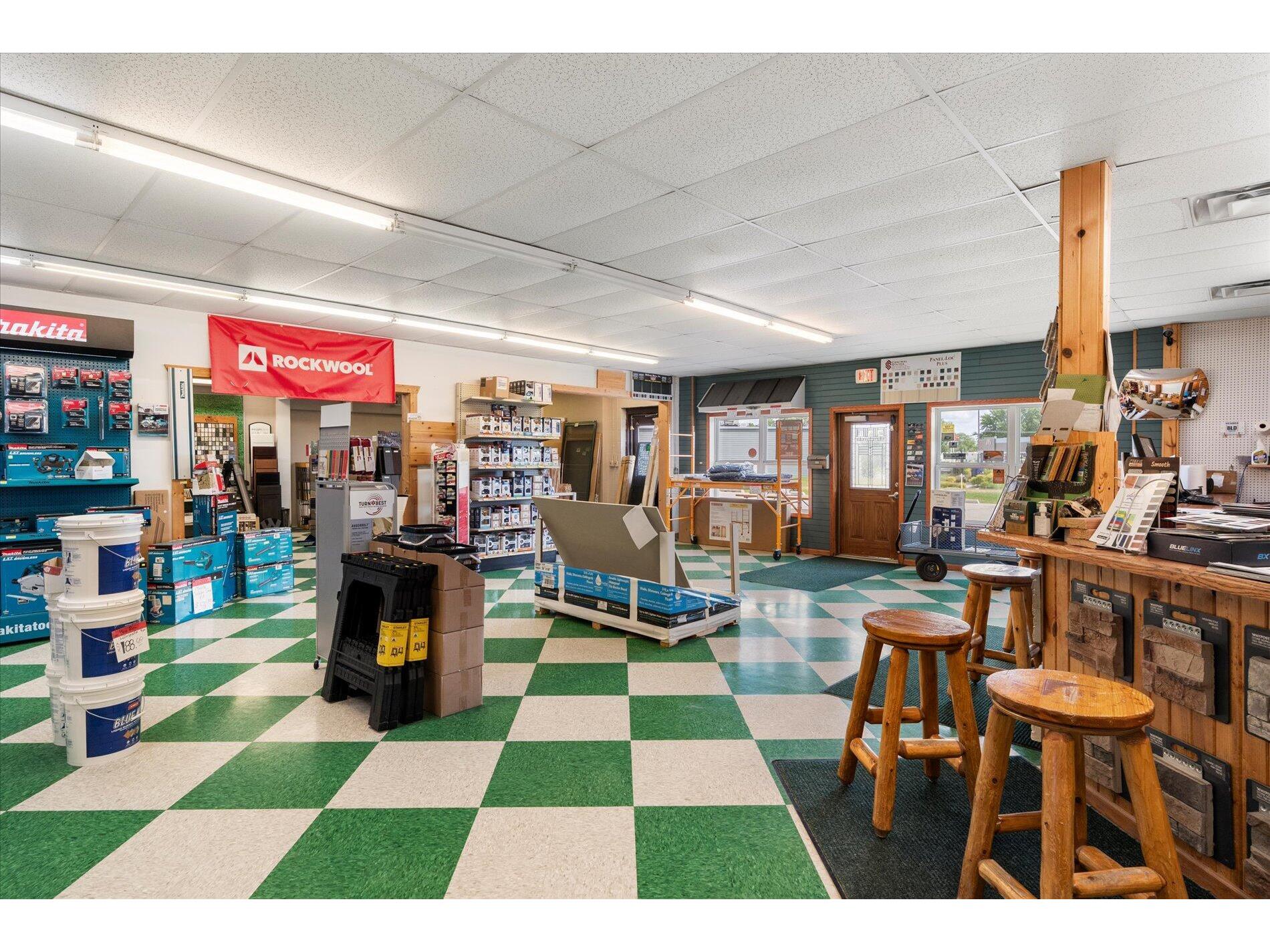 1230 N Main Viroqua WI 54665 1933370 image23