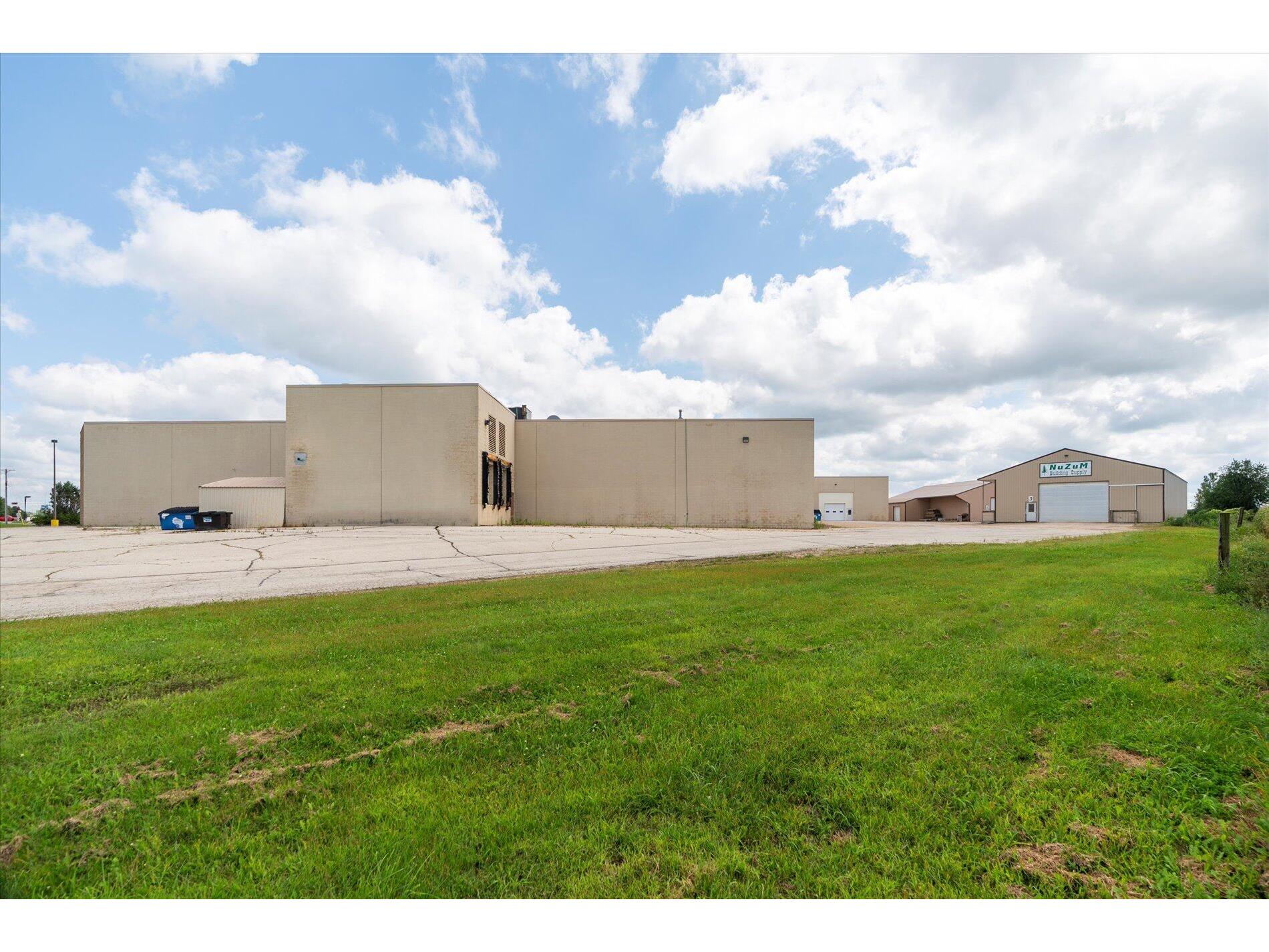 1230 N Main Viroqua WI 54665 1933370 image37