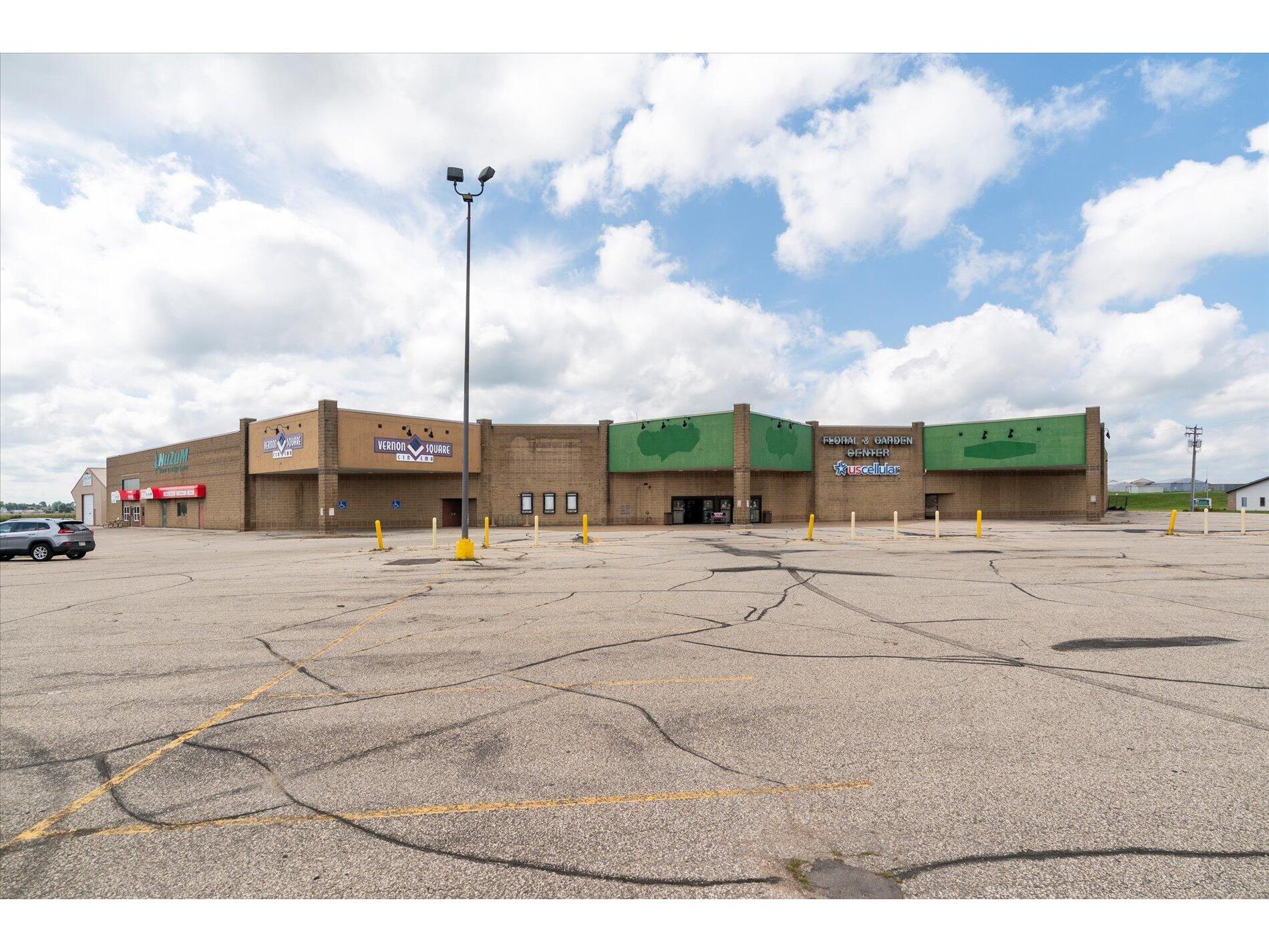 1230 N Main Viroqua WI 54665 1943354 image2