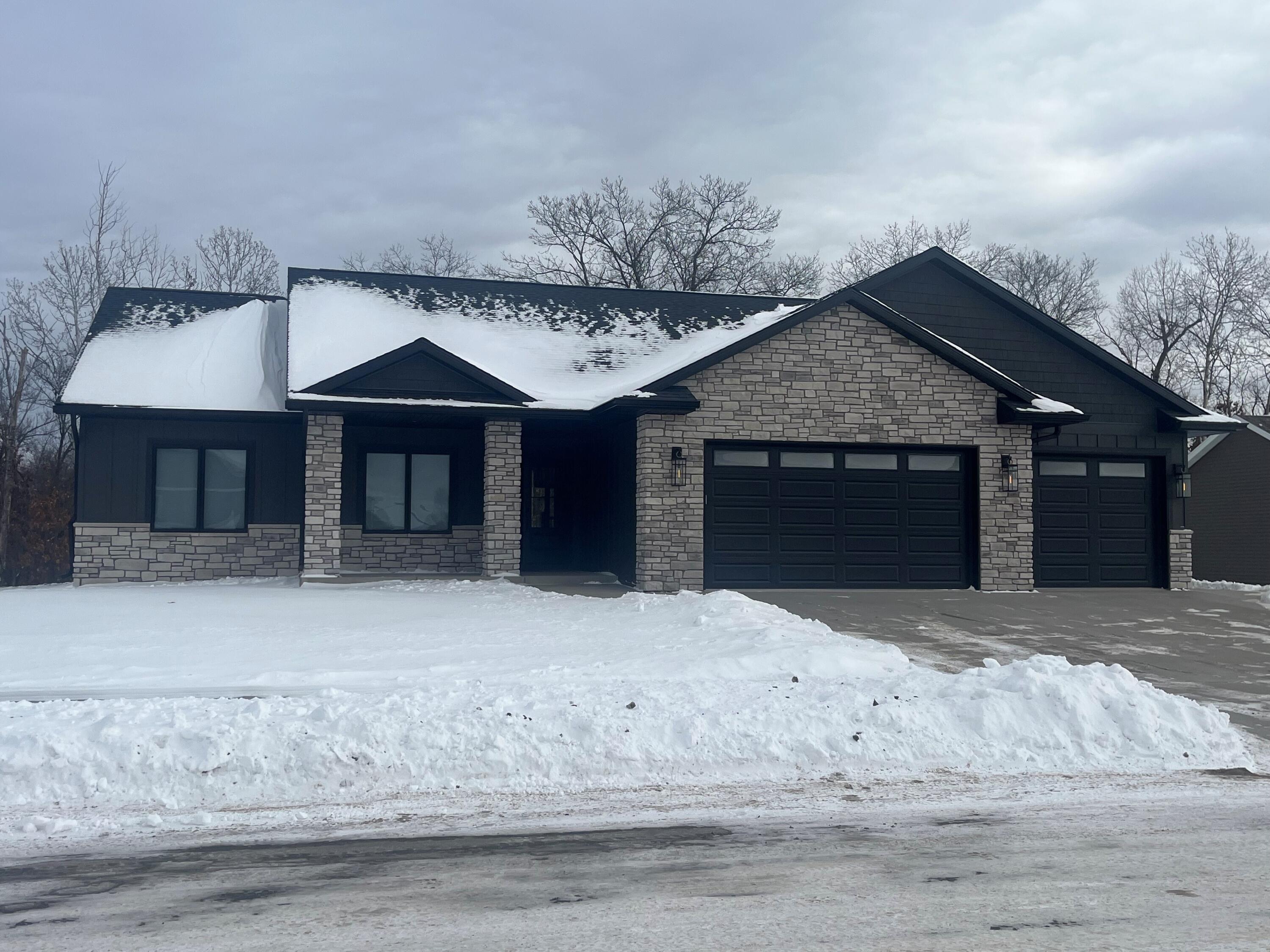 1235 Bridger Holmen WI 54636 1862208 image1